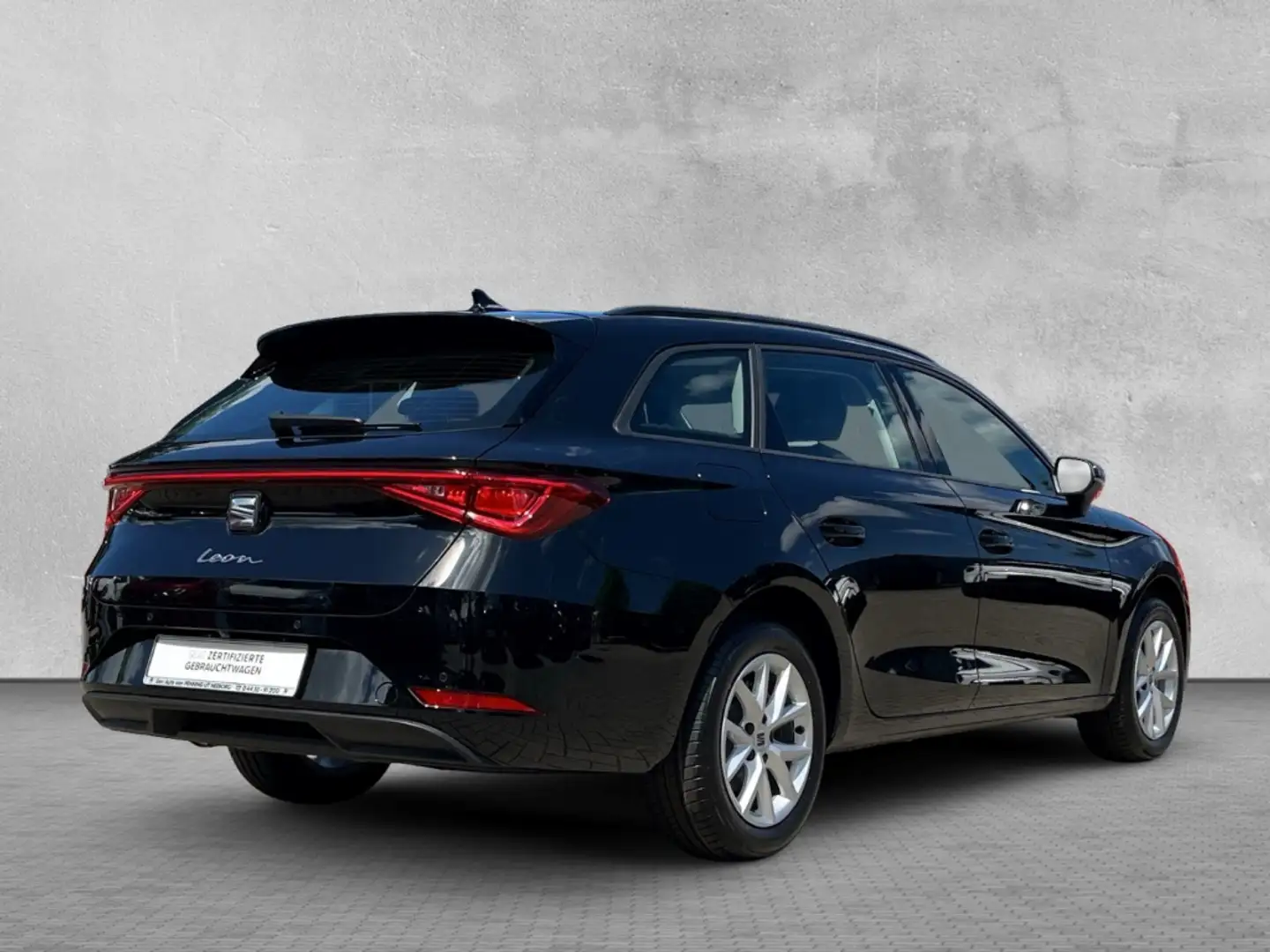 SEAT Leon ST Style 1.5 TSI Apple CarPlay LED PDC ACC Lichtse Schwarz - 2
