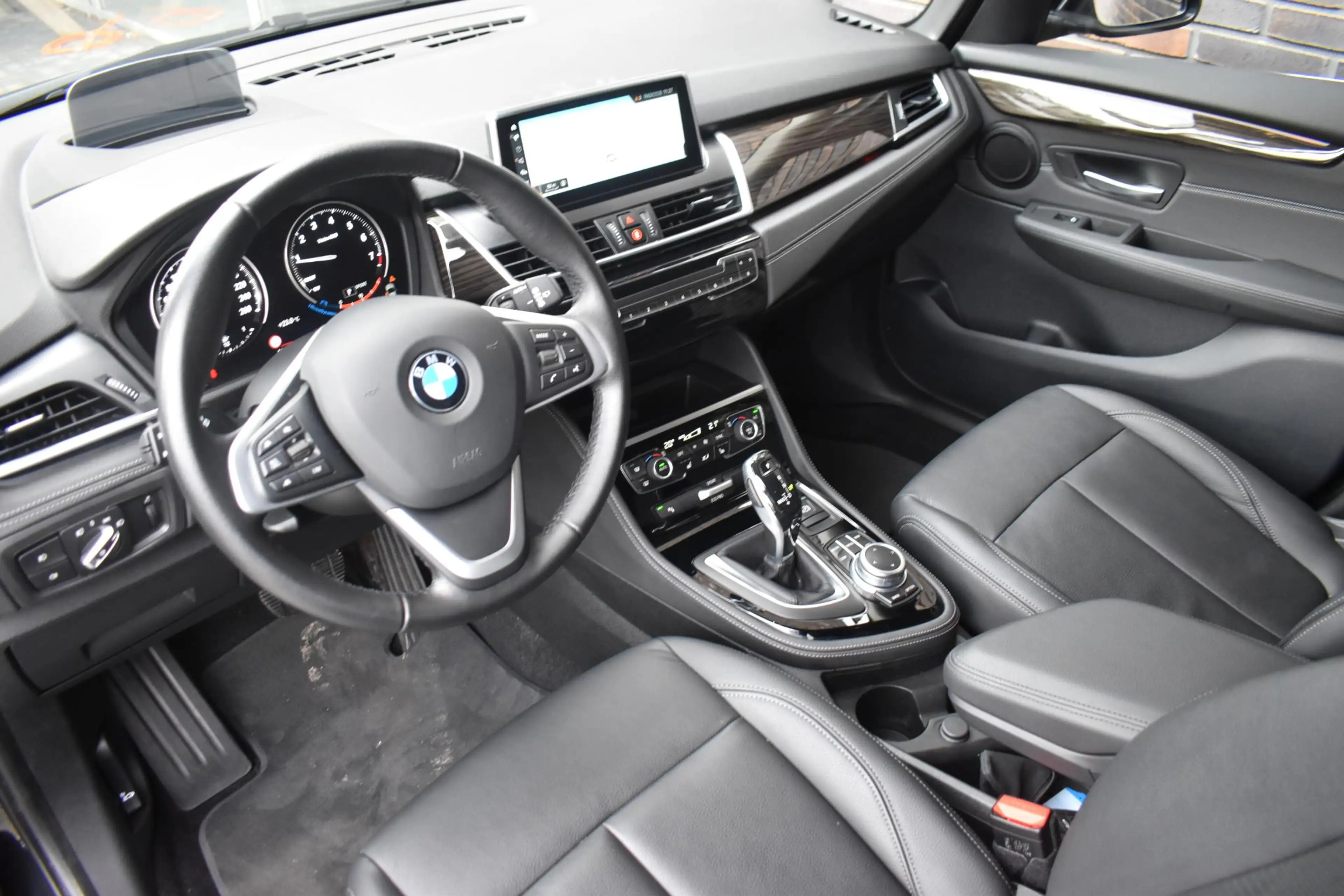 BMW 220 2-serie Active Tourer 220i Business Edition Plus — photo 4