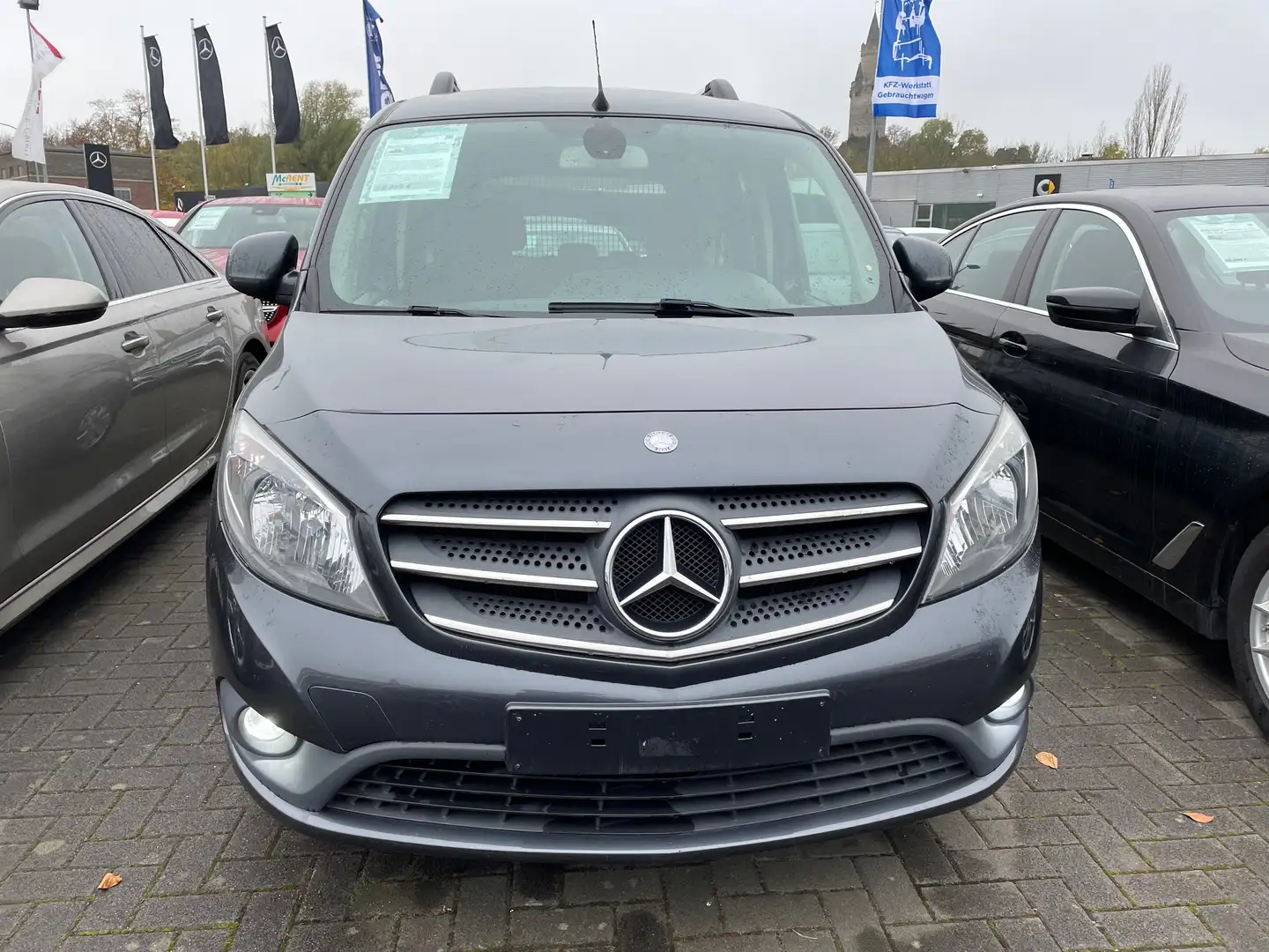 Mercedes-Benz Citan 111 CDI lang (A2) Tourer Edition Grau - 2