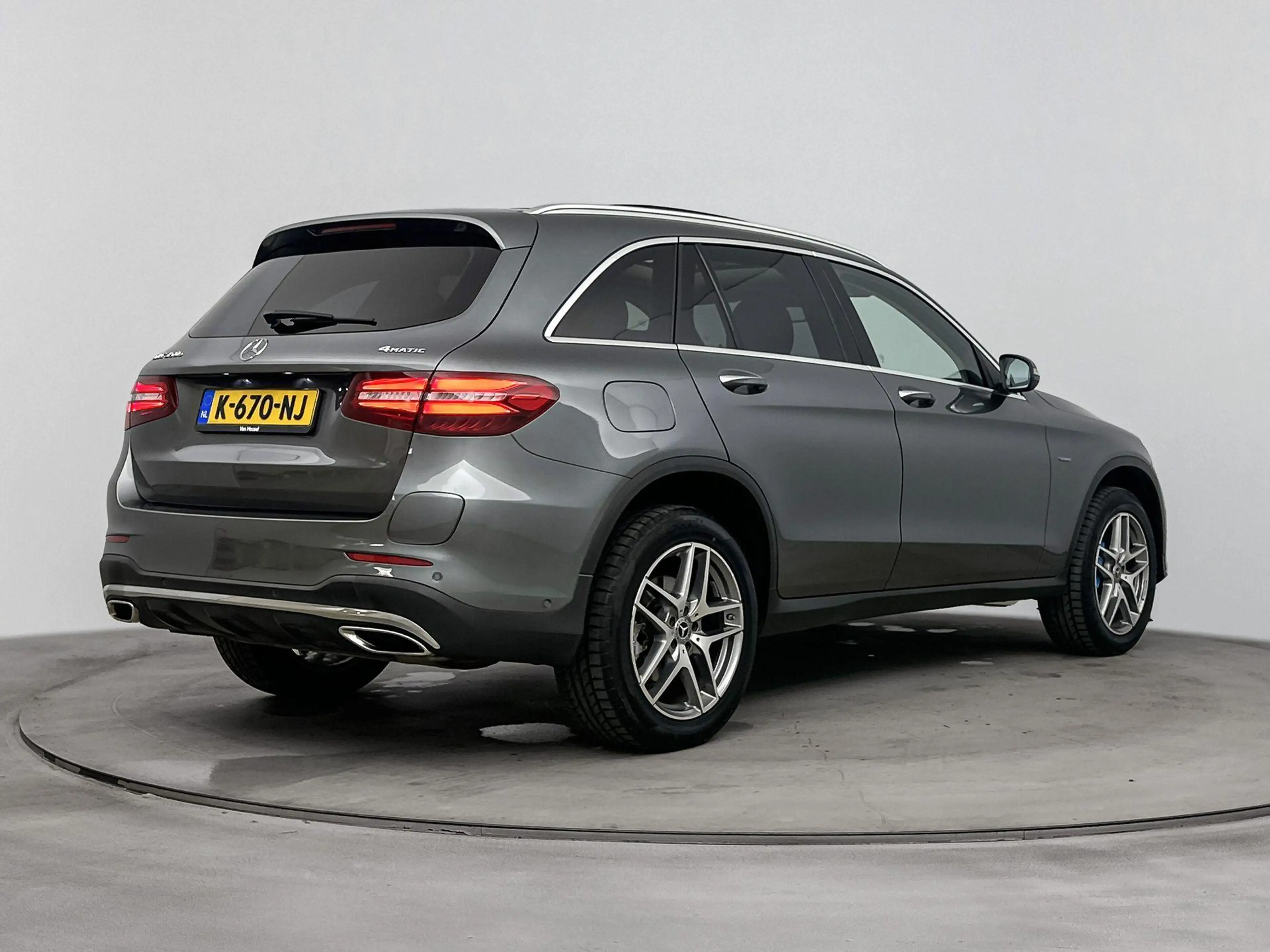 Mercedes-Benz GLC 350 350e 4MATIC Premium Plus 320PK | Schuif-/Kanteldak — photo 4