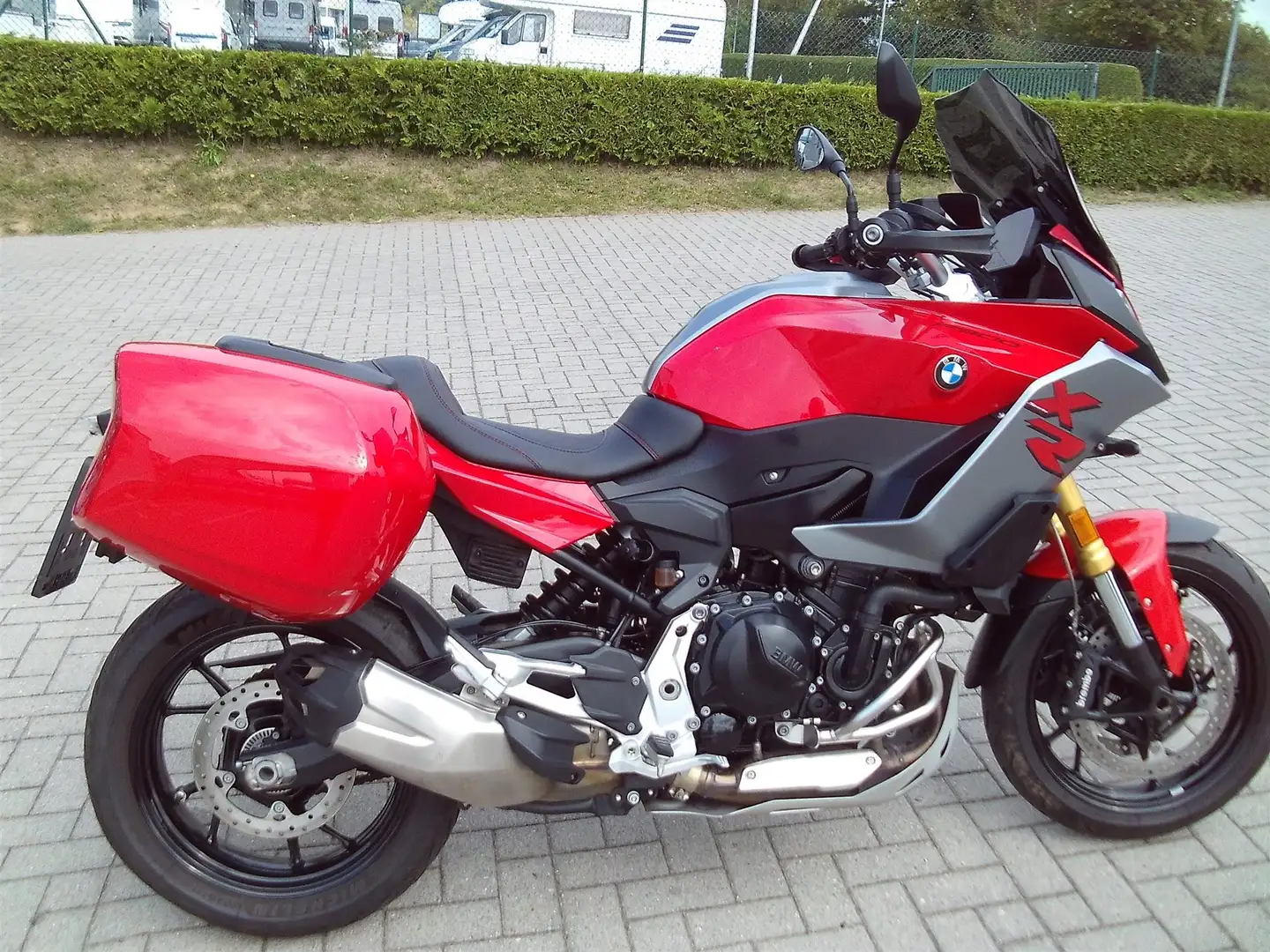 BMW F 900 XR Tiefer, Navi,Koffer... Rood - 1