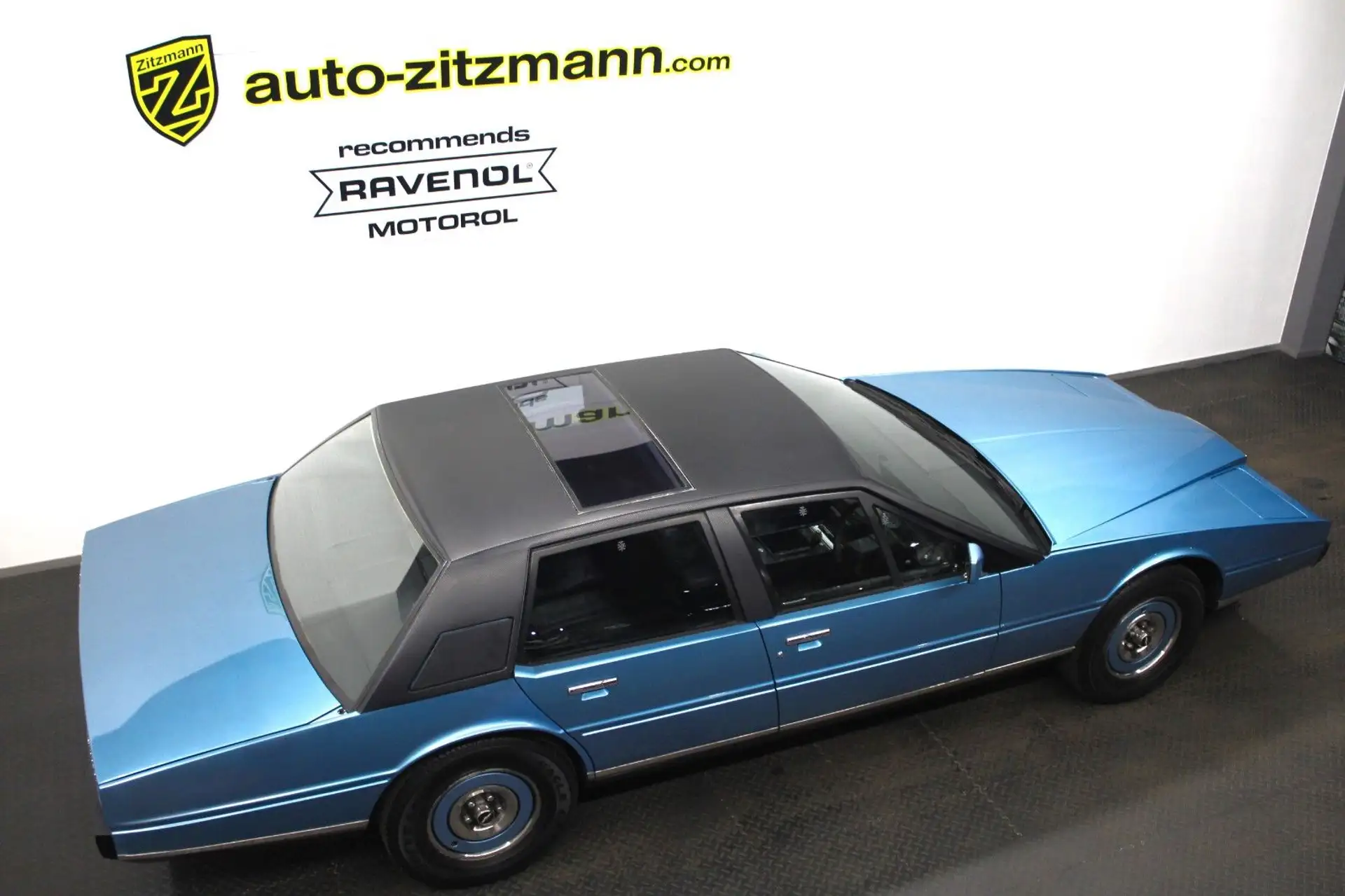 애스턴마틴 Lagonda 1982 파랑 사진 7
