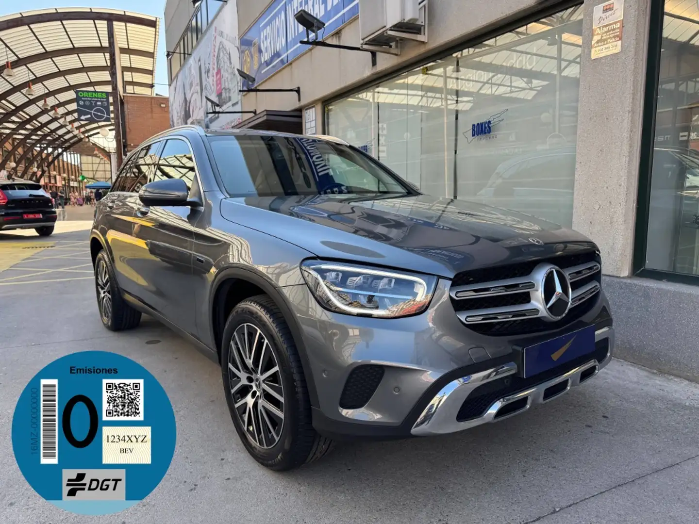 Mercedes-Benz GLC 300 300de 4Matic 9G-Tronic Gris - 1