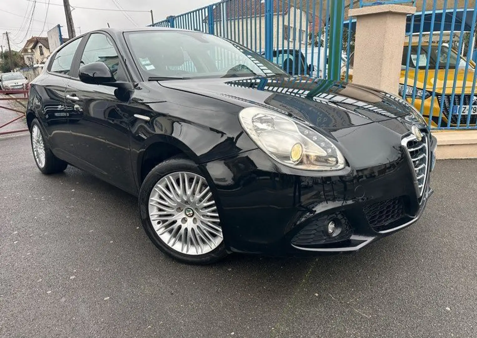 Alfa Romeo Giulietta 2l JTDM 140ch Noir - 2