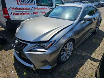 RC 300h Luxury Line