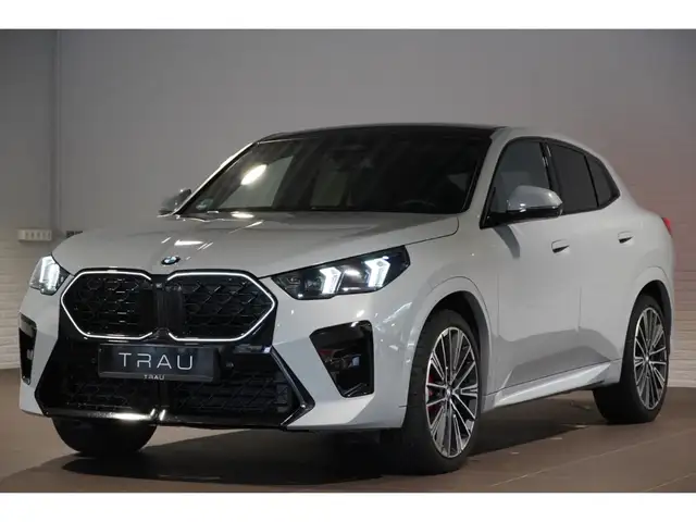BMW X2 view 3