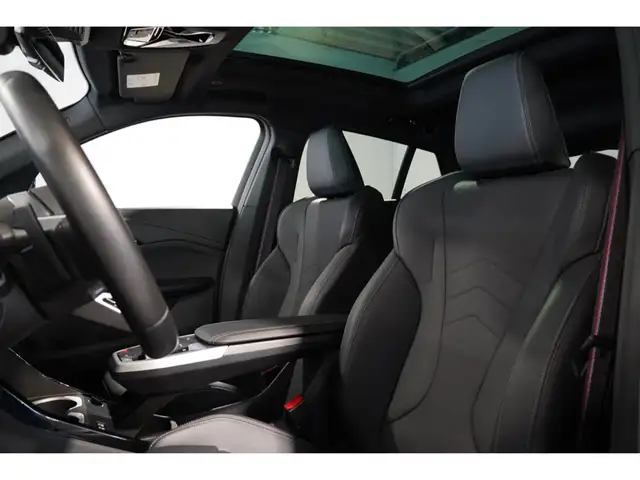 BMW X2 view 10