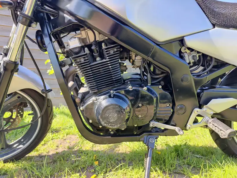 Suzuki GS 500 - foto 3