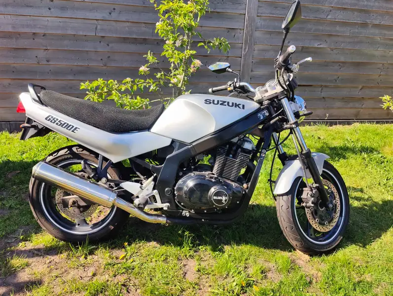 Suzuki GS 500 - foto 2