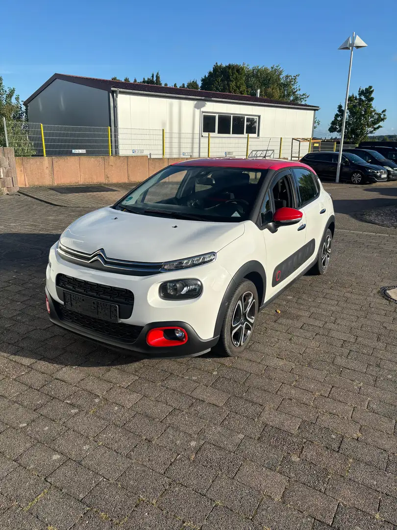 Citroen C3 C3 Pure Tech 110 S Bílá - 1