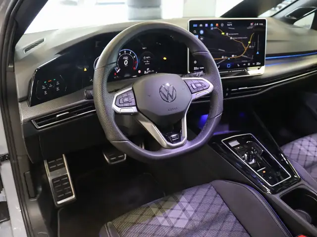 Volkswagen Golf view 9