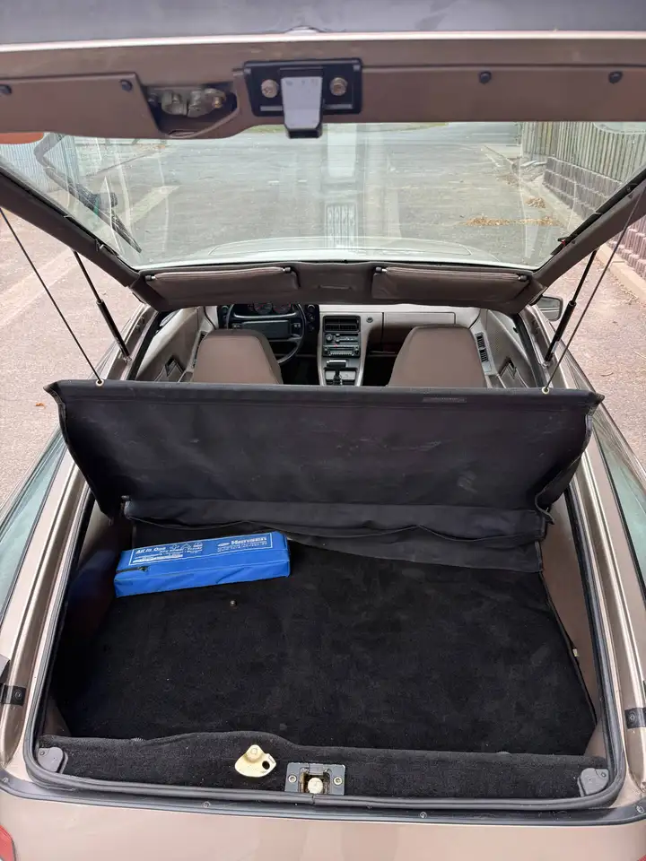 Porsche 928 S, foto 12