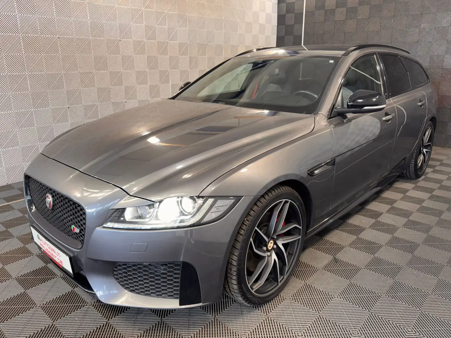 Jaguar XF 30d*SPORTBRAKE S*BLACK PACK-MERIDIAN-R.KAM Gris - 2