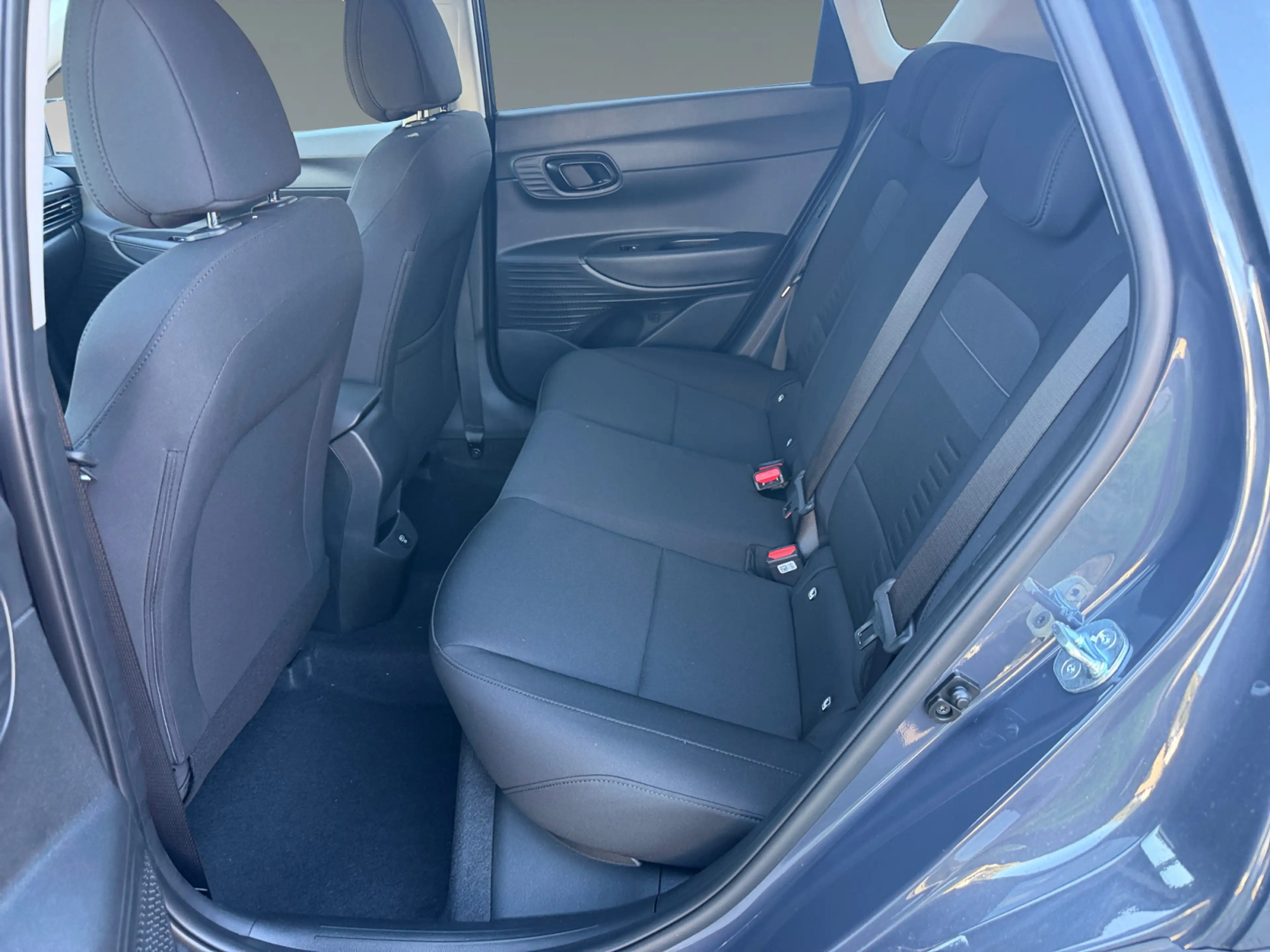Hyundai BAYON Comfort Line 1.0 T-GDI DCT — photo 11