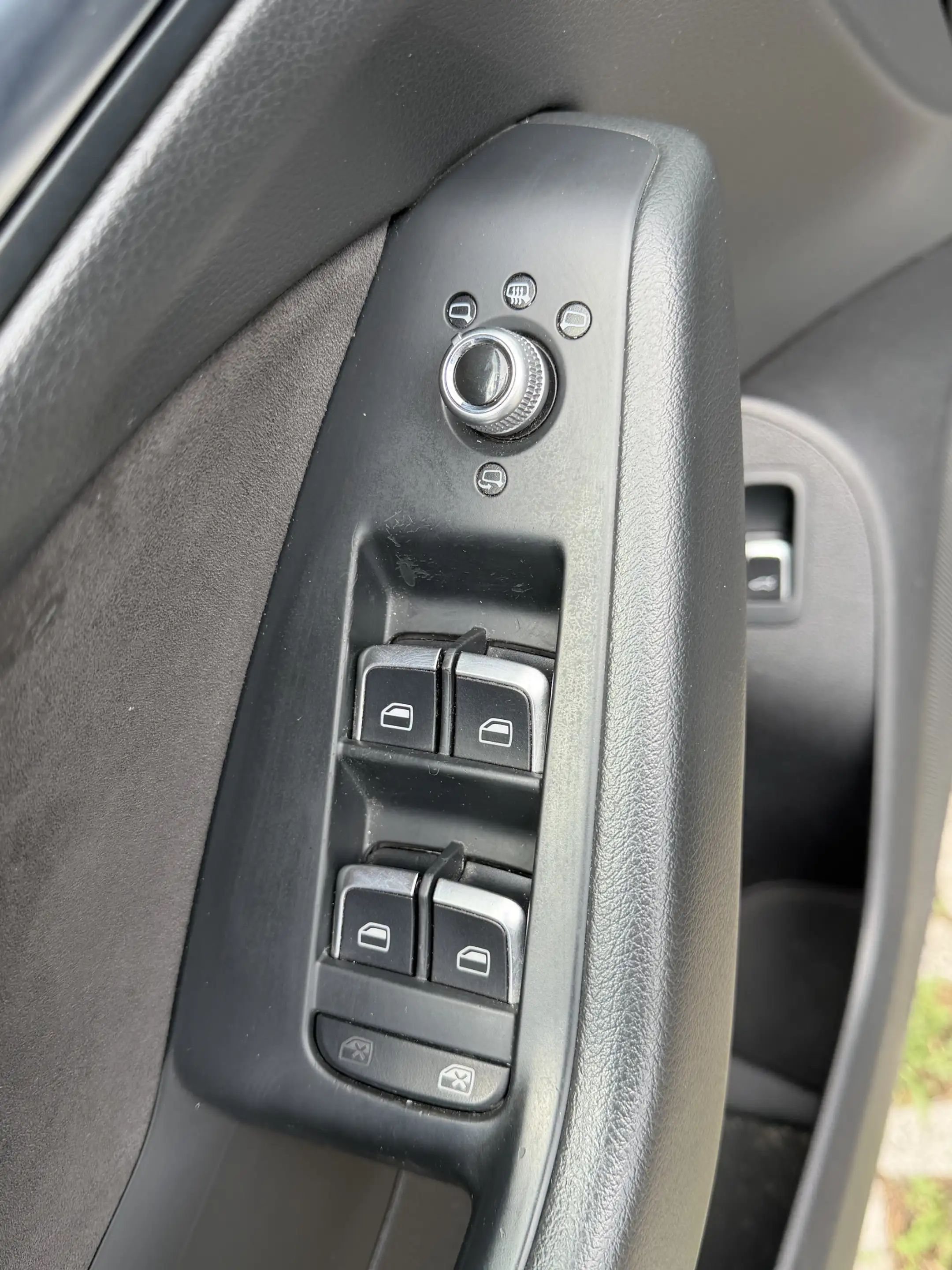 Audi Q5 3.0 TDI quattro s-line AHK Xenon Navi Leder — photo 13