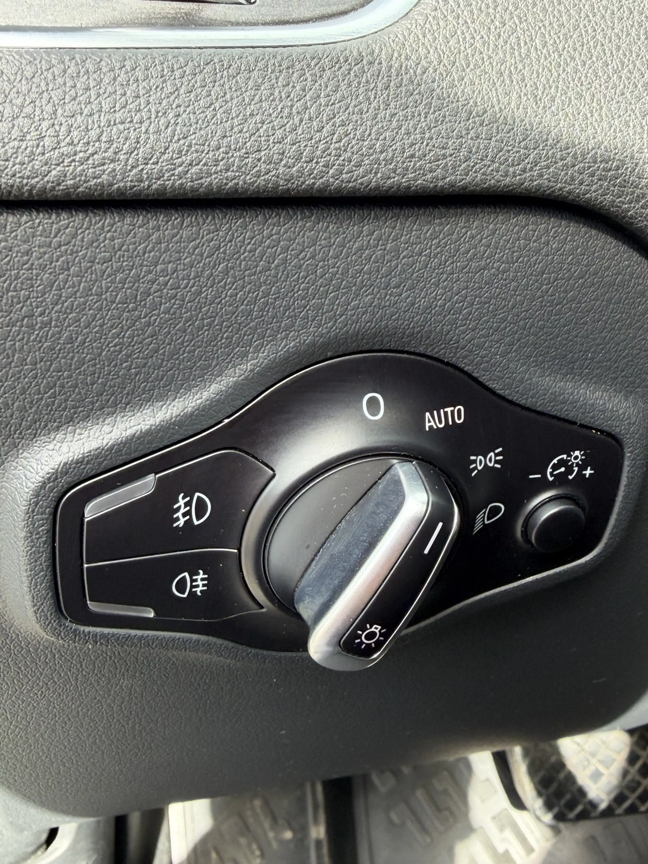 Audi Q5 3.0 TDI quattro s-line AHK Xenon Navi Leder — photo 15