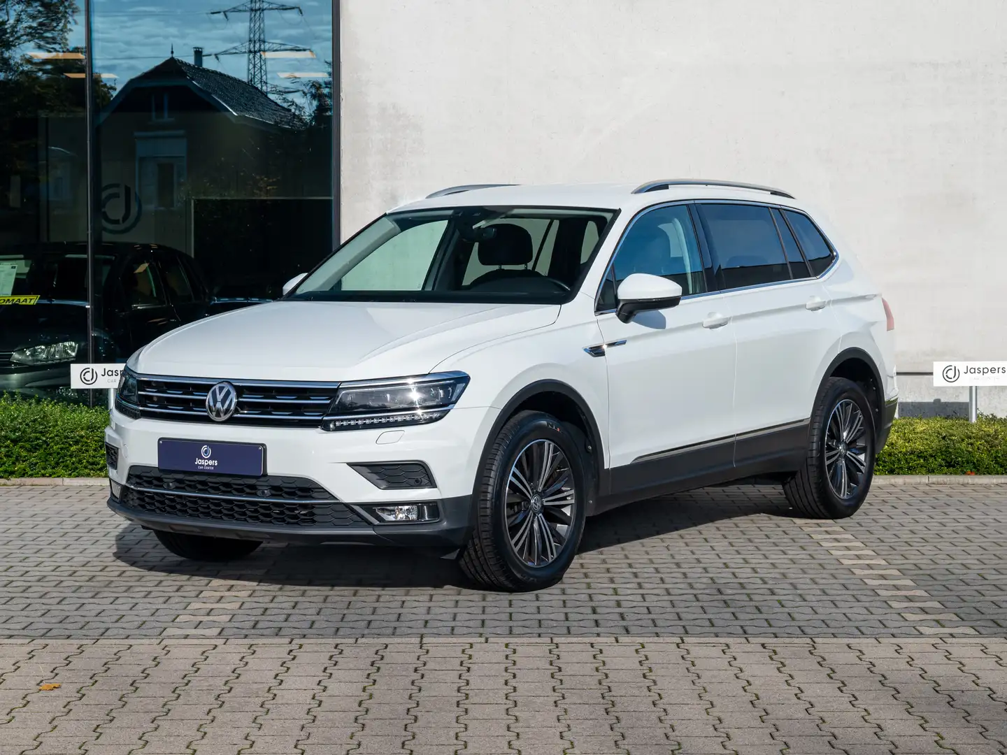 Volkswagen Tiguan Allspace 1.5 TSI DSG Highline Wit - 1
