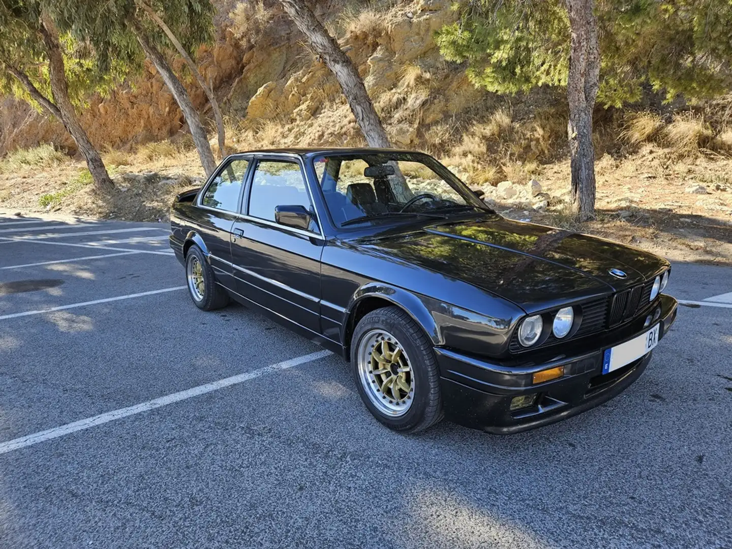 BMW 325 325i Schwarz - 2