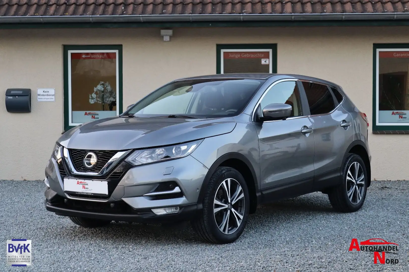 Nissan Qashqai N-Connecta 1,5DCI Propilot/AHK/PDC/Kamer Grau - 1