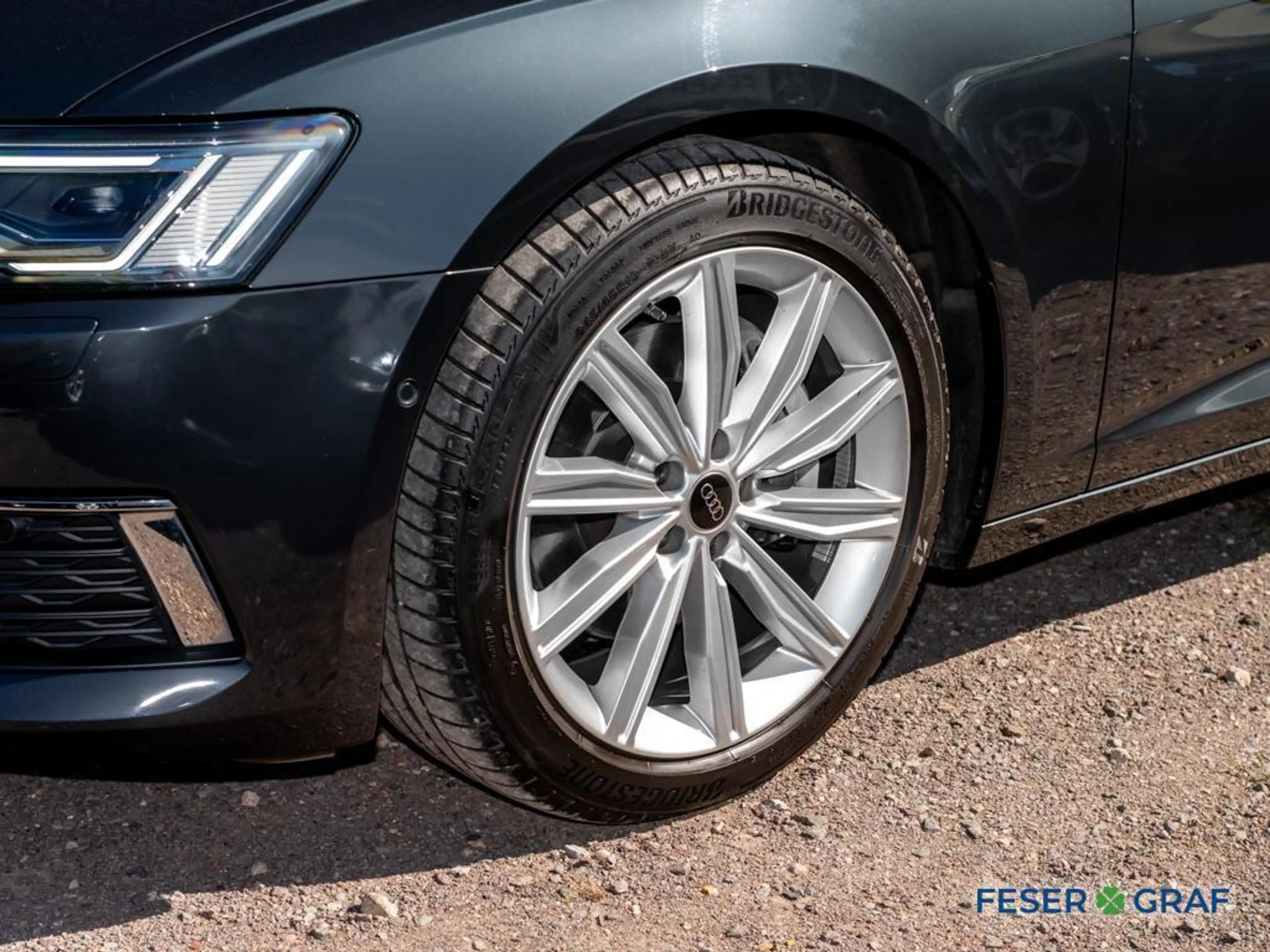 Audi A6 Avant 45TFSI qu. Matrix/Leder/Pano/ACC/Kamera — photo 10