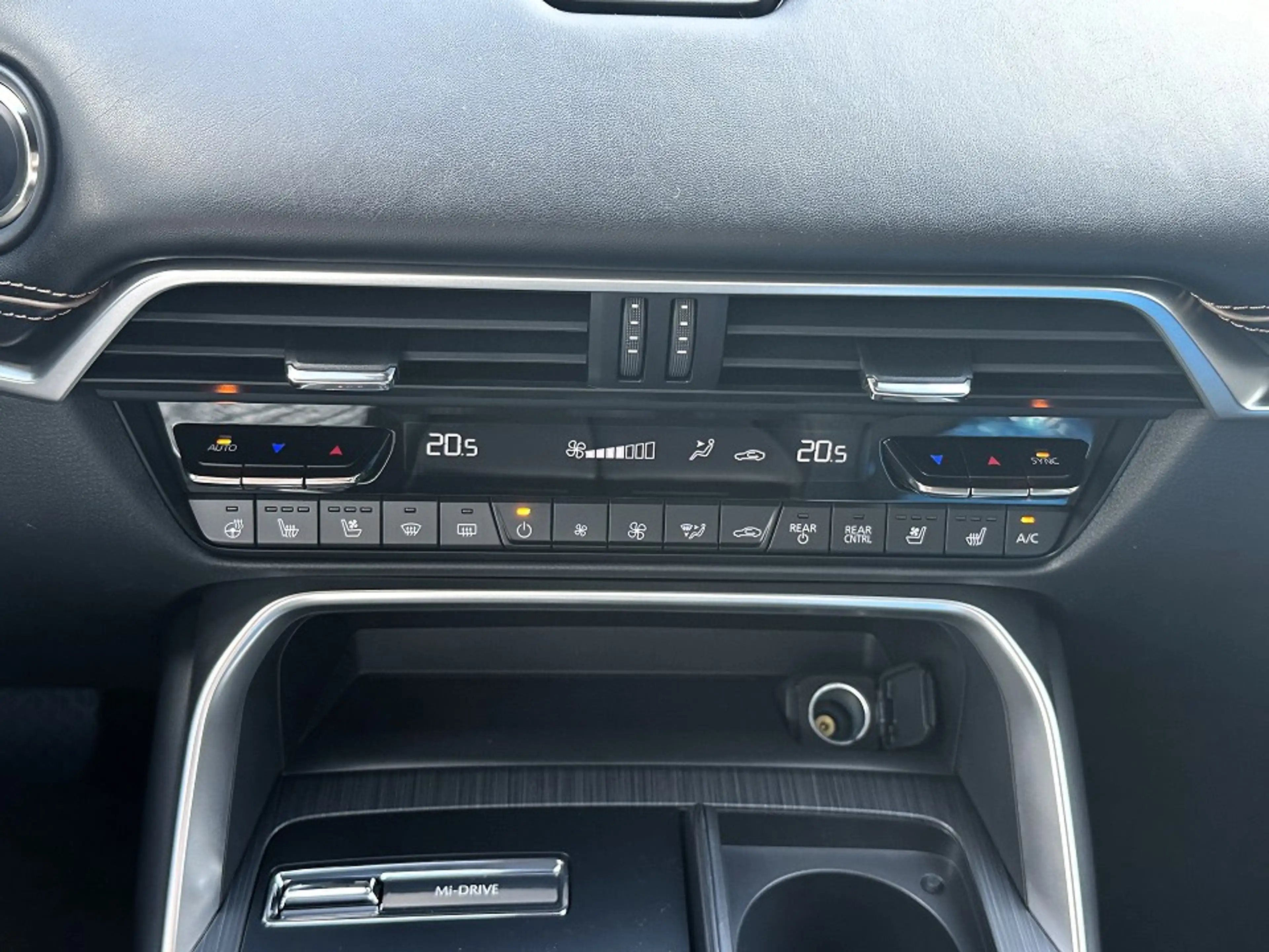 Mazda CX-80 5WGN 3.3L e-SKYACTIV D 254ps 8AT AWD Homura PANO B — photo 12