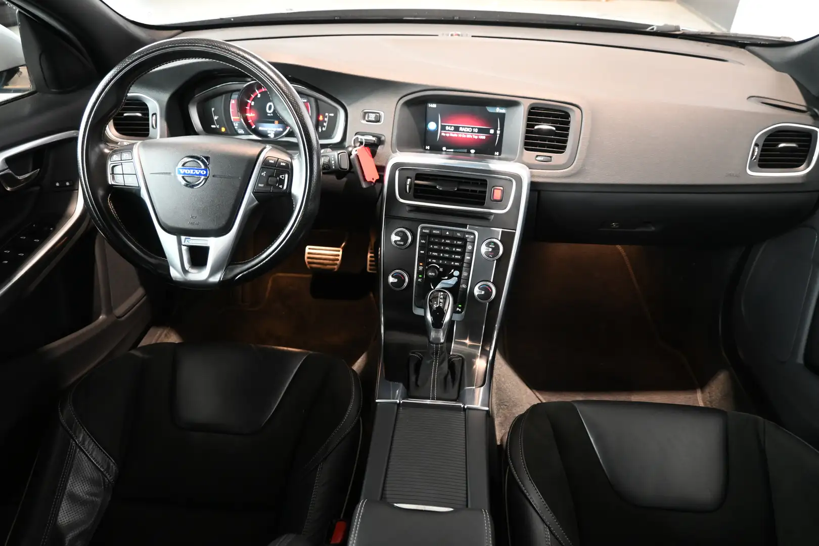 Volvo S60 1.6 T3 Automaat R-Design ECC Cruise control Naviga Синій - 2