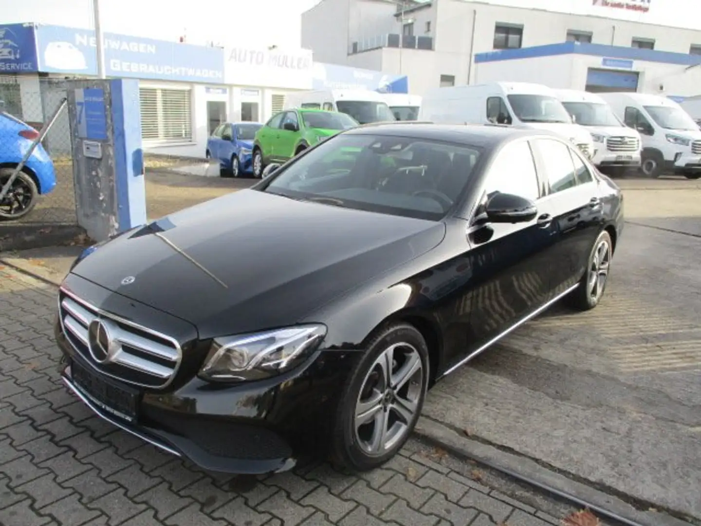 Mercedes-Benz E 220 d.Avantgarde.Automatik.Navi.Distronic.Leder.Voll Nero - 1