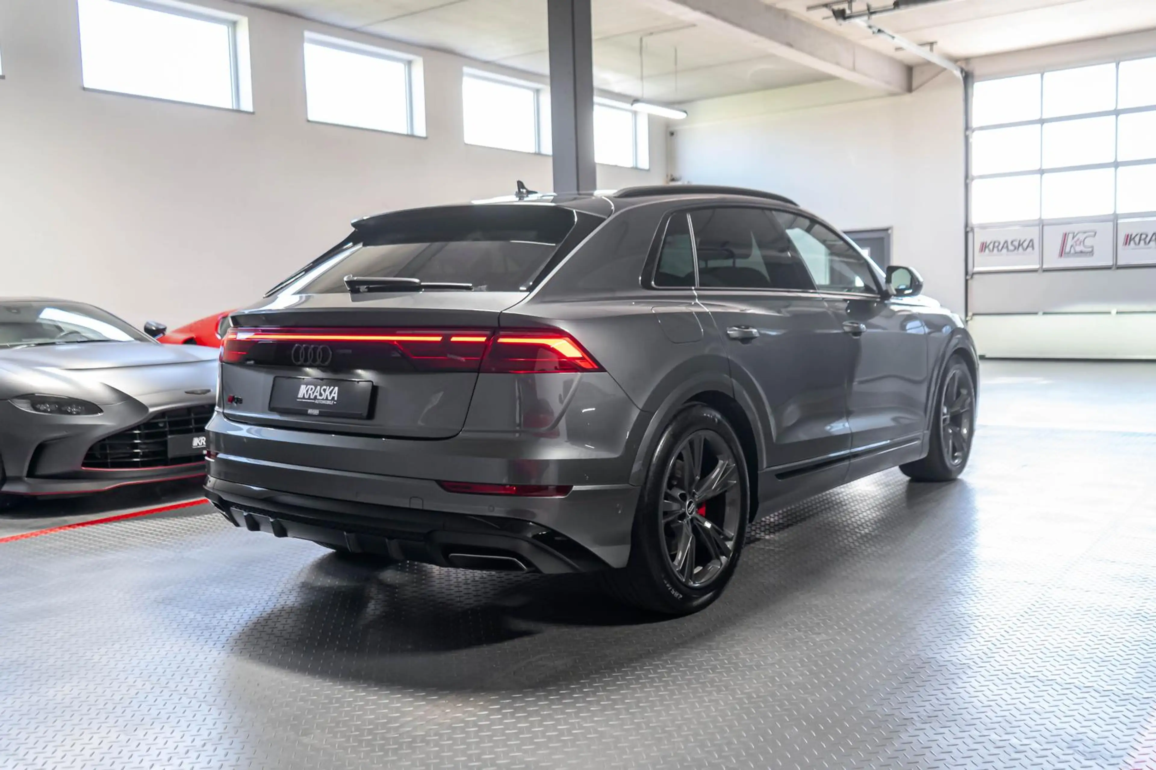 Audi Q8 3.0 V6 TDI quattro MATRIX SHZ RFK S-LINE — photo 7