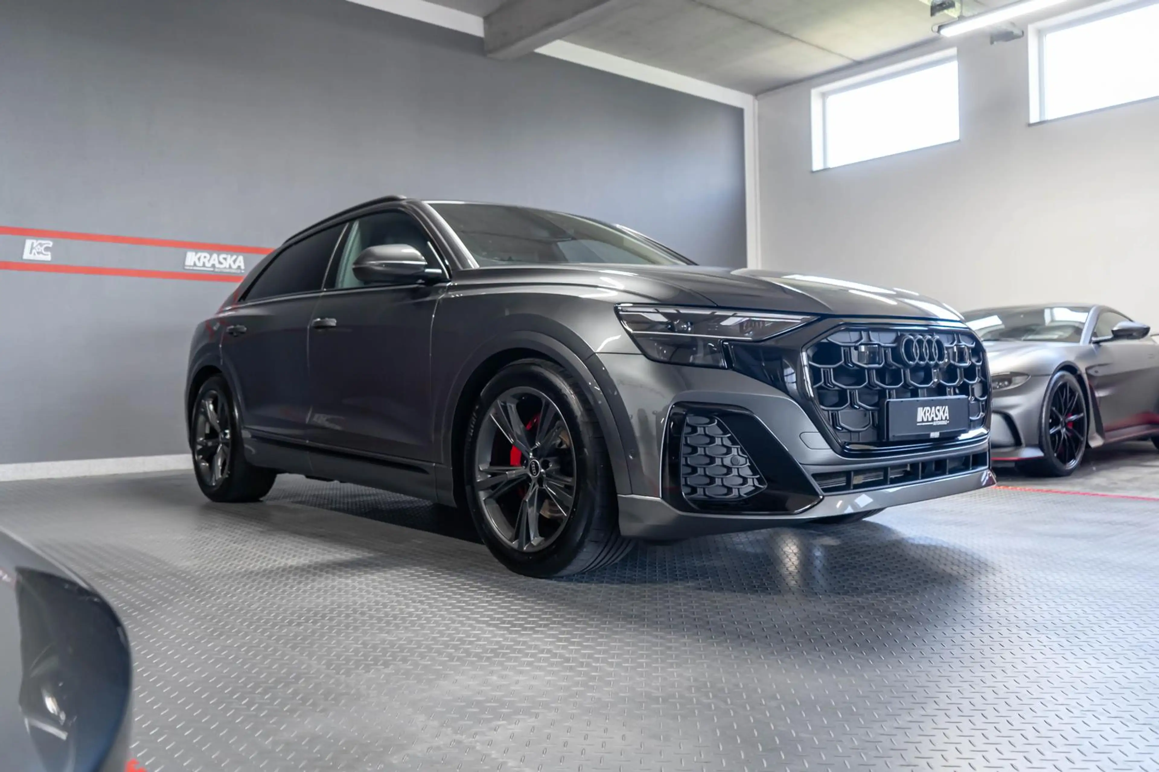 Audi Q8 3.0 V6 TDI quattro MATRIX SHZ RFK S-LINE — photo 6