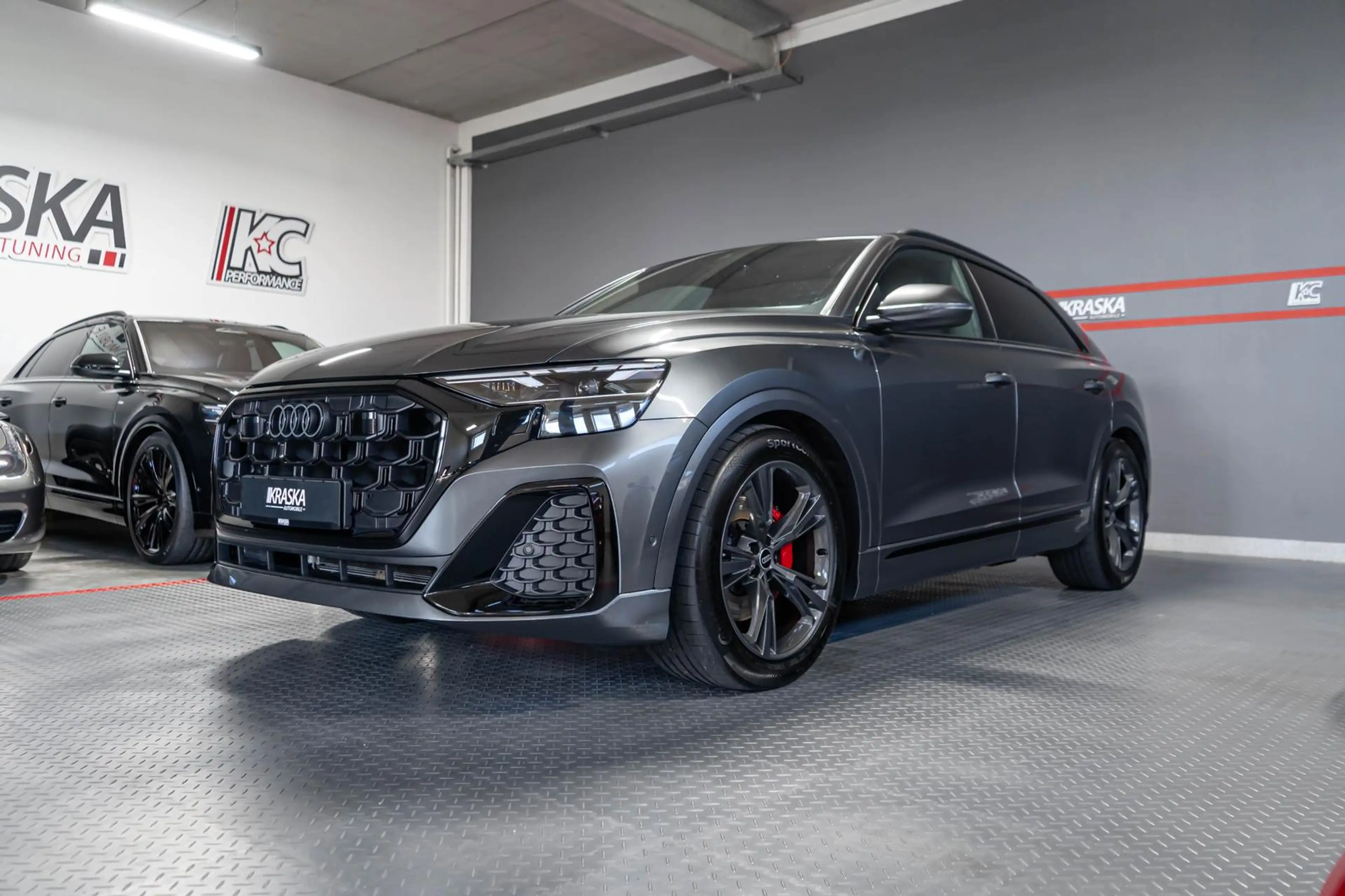 Audi Q8 3.0 V6 TDI quattro MATRIX SHZ RFK S-LINE — photo 3