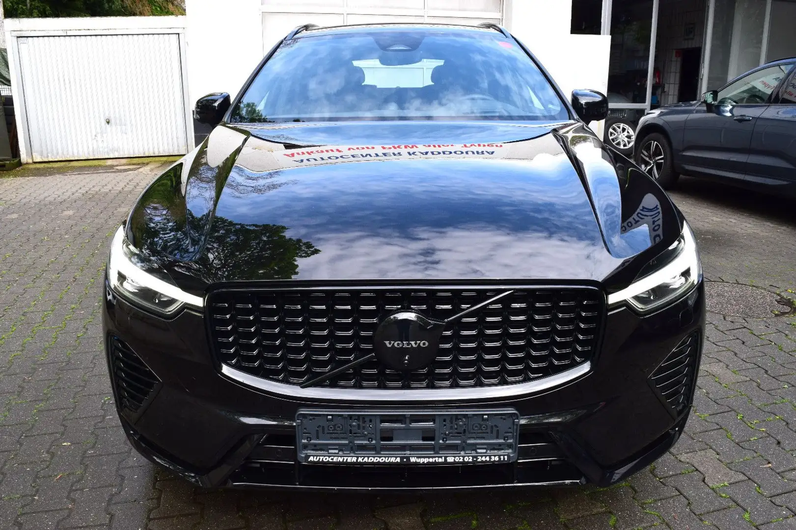 Volvo XC60 T6BlackEditionRecharge,Hed-Up,360°,Pano,B&W Negro - 2