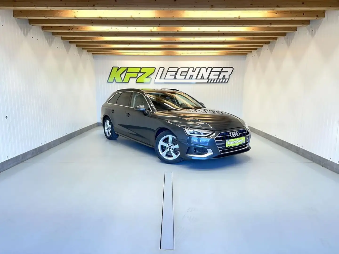 Audi A4 Avant 35 TDI S-tronic ''ACC*NAVI*SITZHEIZ*PDC'' Grau - 1
