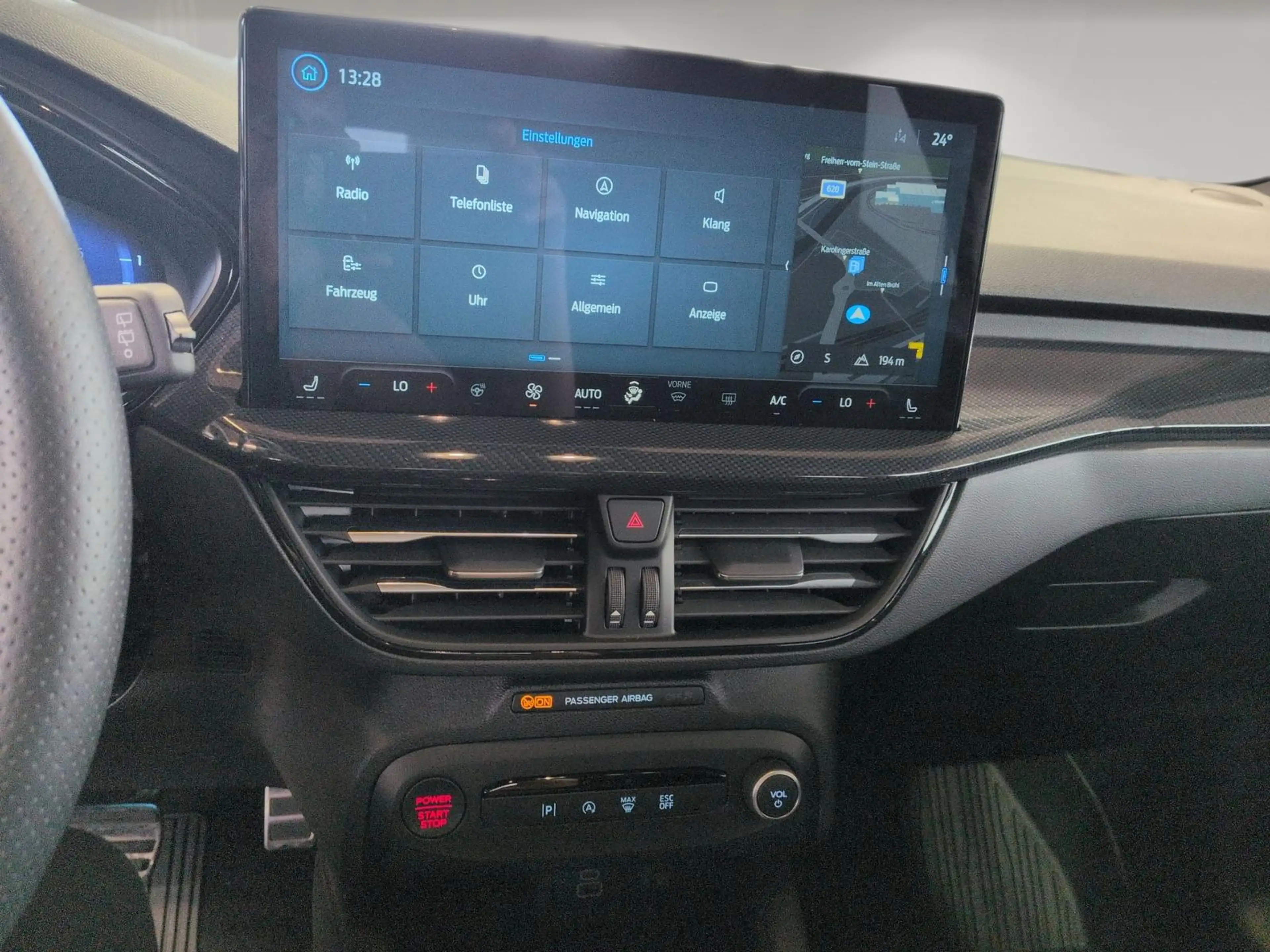 Ford Focus ST-X 2.3L /Body-Styling-Paket/ Farbdisplay — photo 9