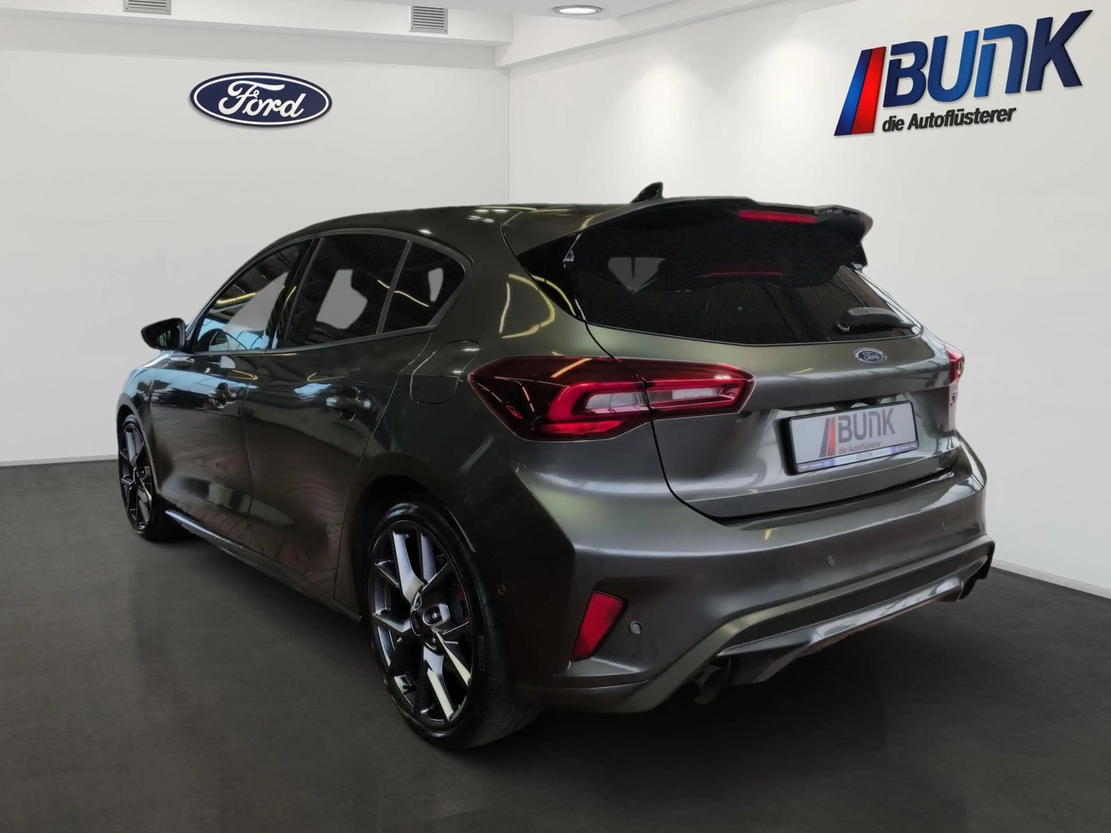 Ford Focus ST-X 2.3L /Body-Styling-Paket/ Farbdisplay — photo 4