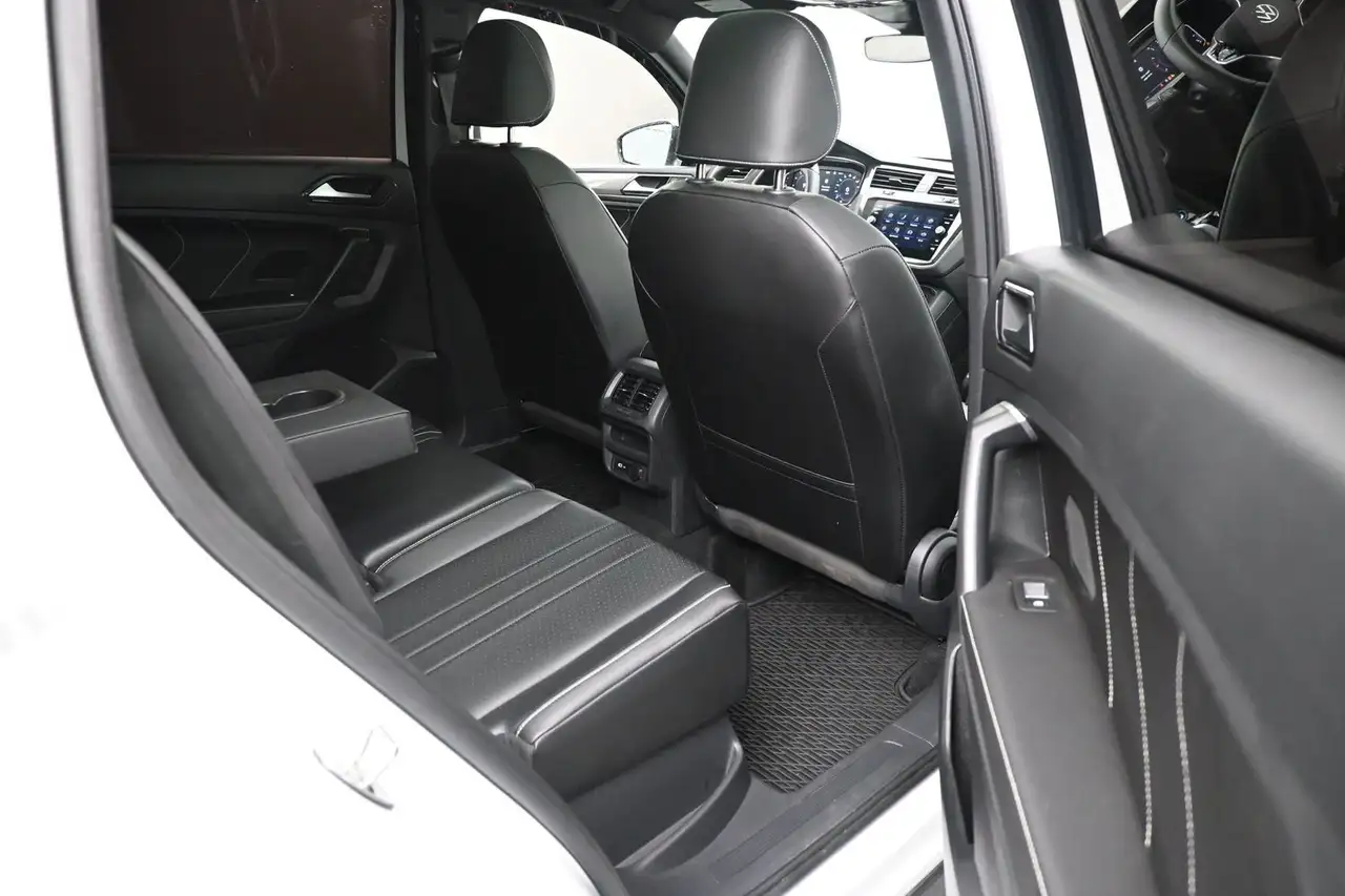 Volkswagen Tiguan photo Volkswagen Tiguan