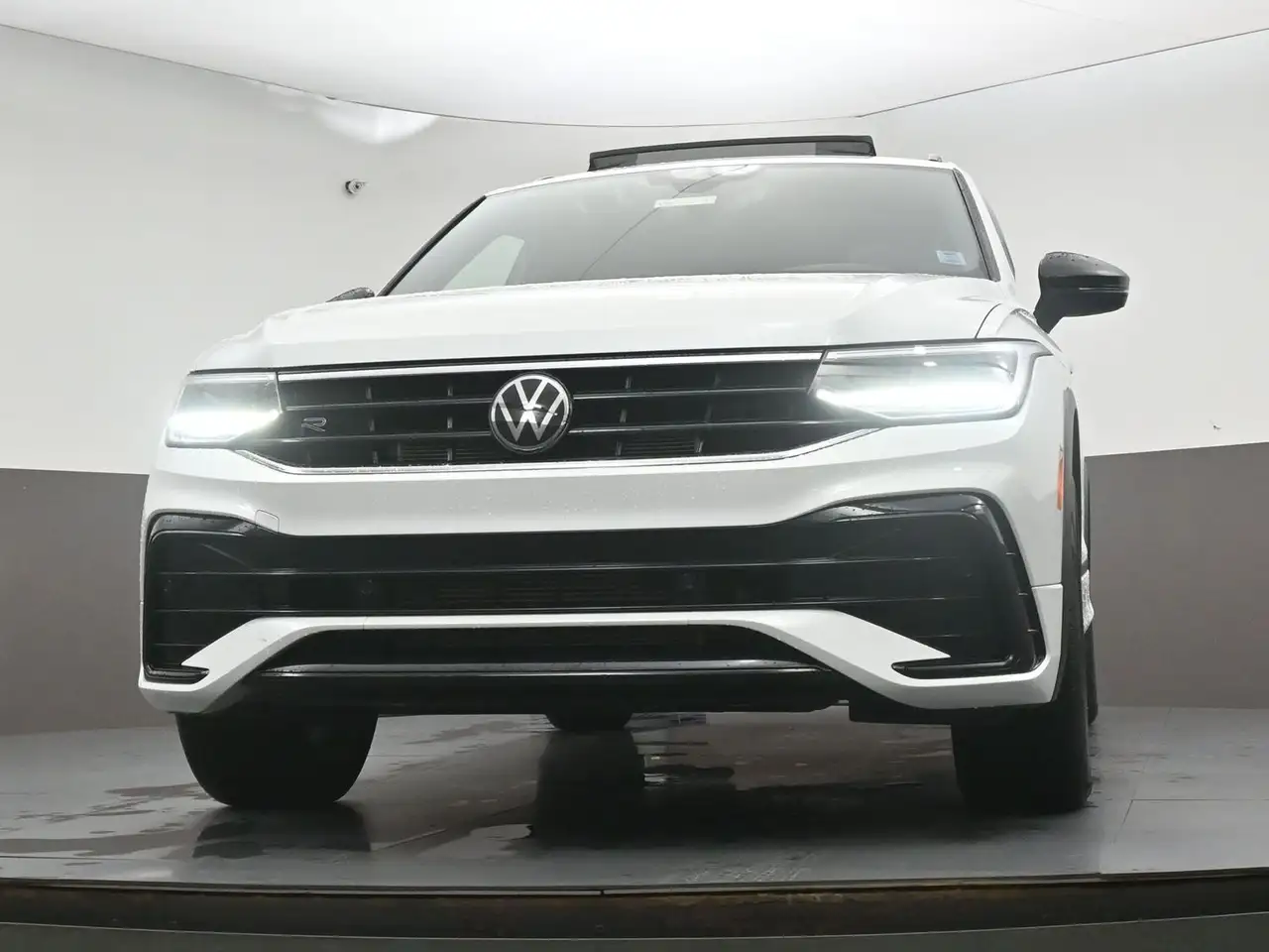 Volkswagen Tiguan photo Volkswagen Tiguan