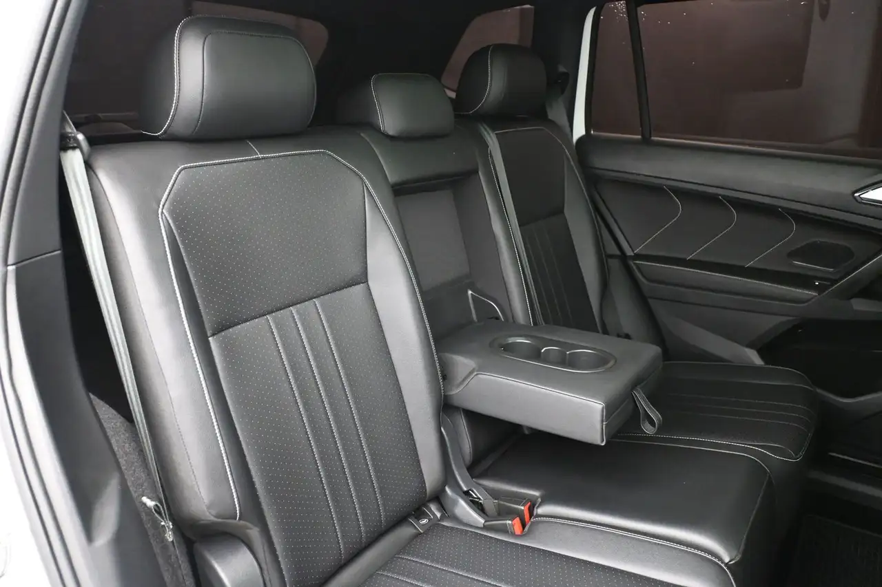 Volkswagen Tiguan photo Volkswagen Tiguan