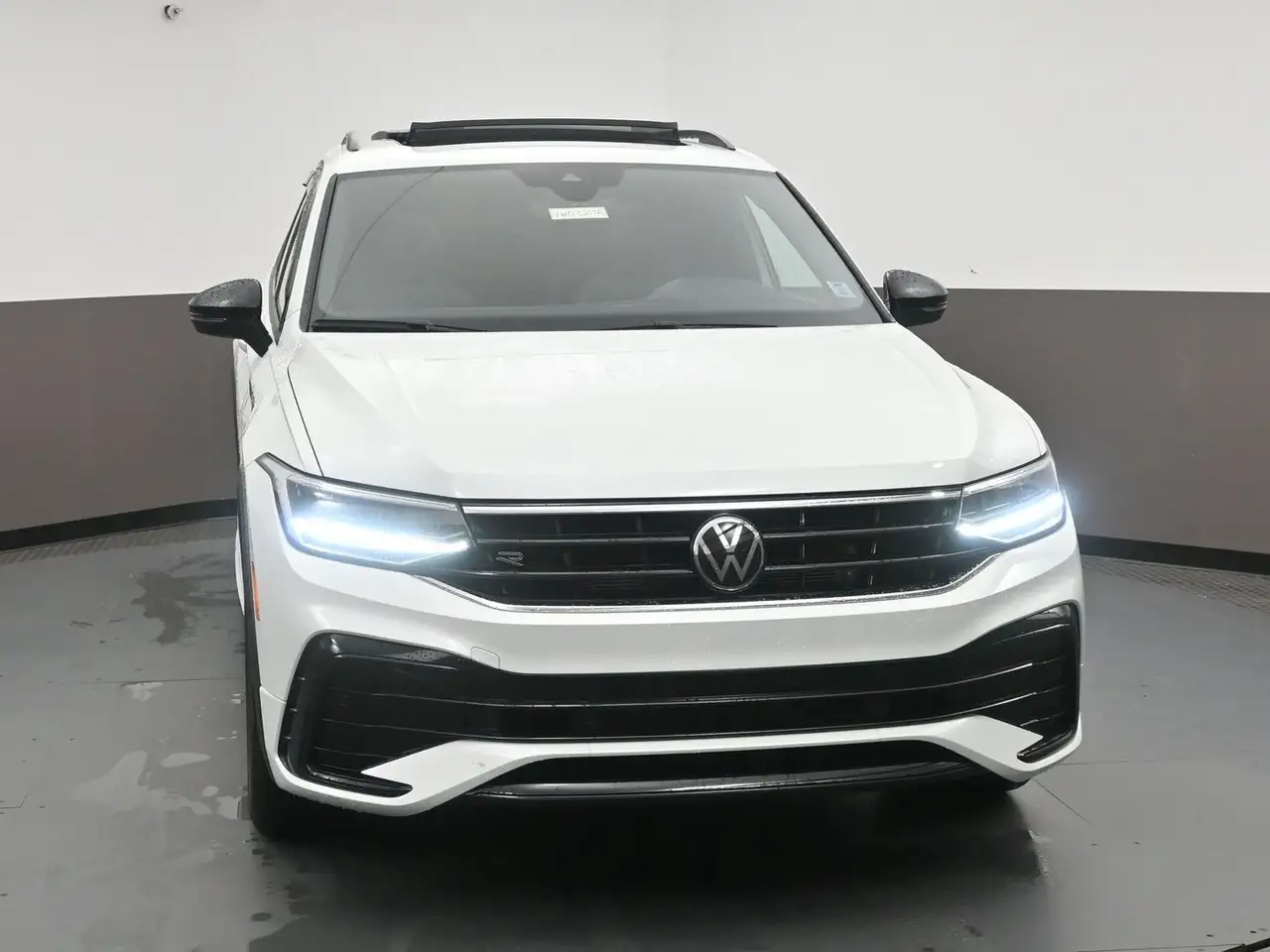 Volkswagen Tiguan photo Volkswagen Tiguan