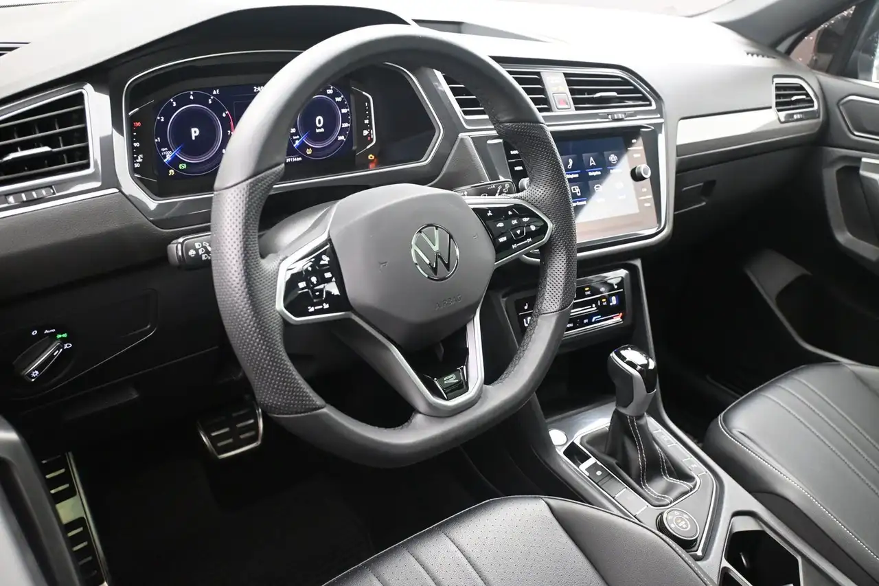 Volkswagen Tiguan photo Volkswagen Tiguan