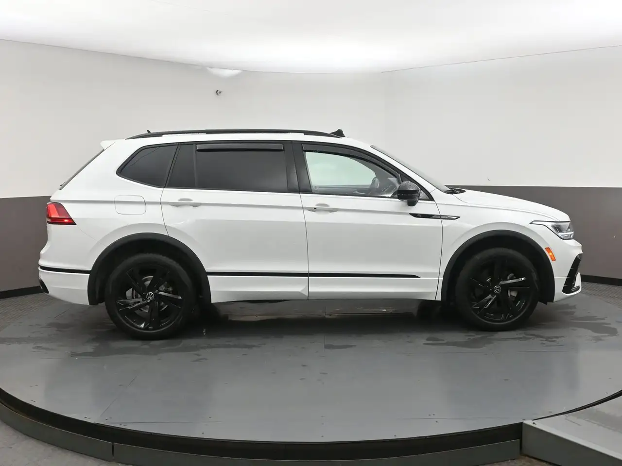 Volkswagen Tiguan photo Volkswagen Tiguan