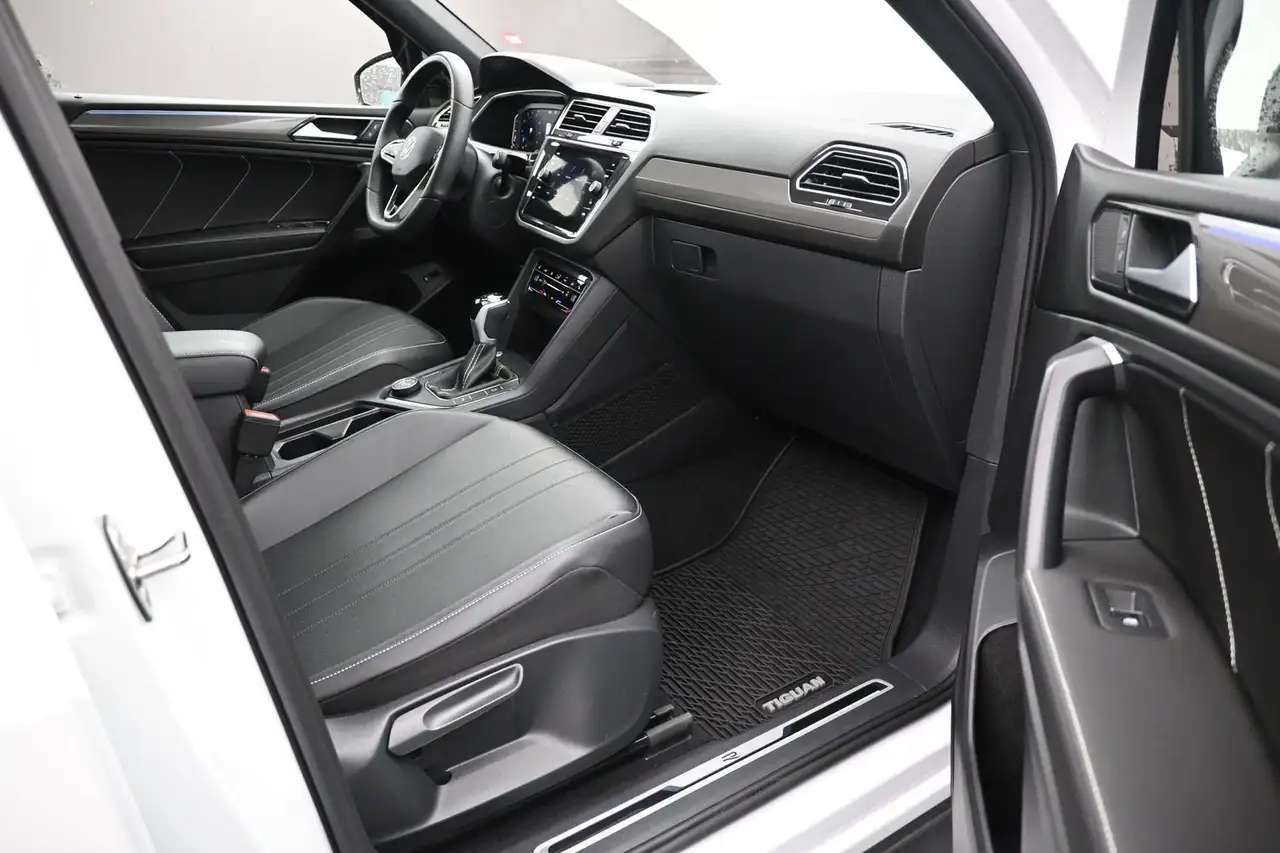 Volkswagen Tiguan photo Volkswagen Tiguan