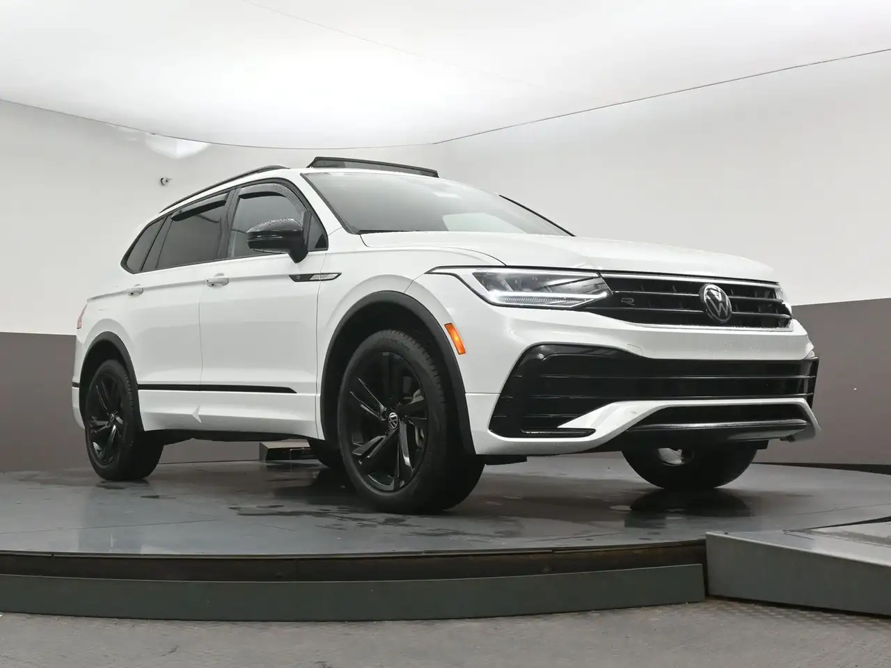 Volkswagen Tiguan photo Volkswagen Tiguan