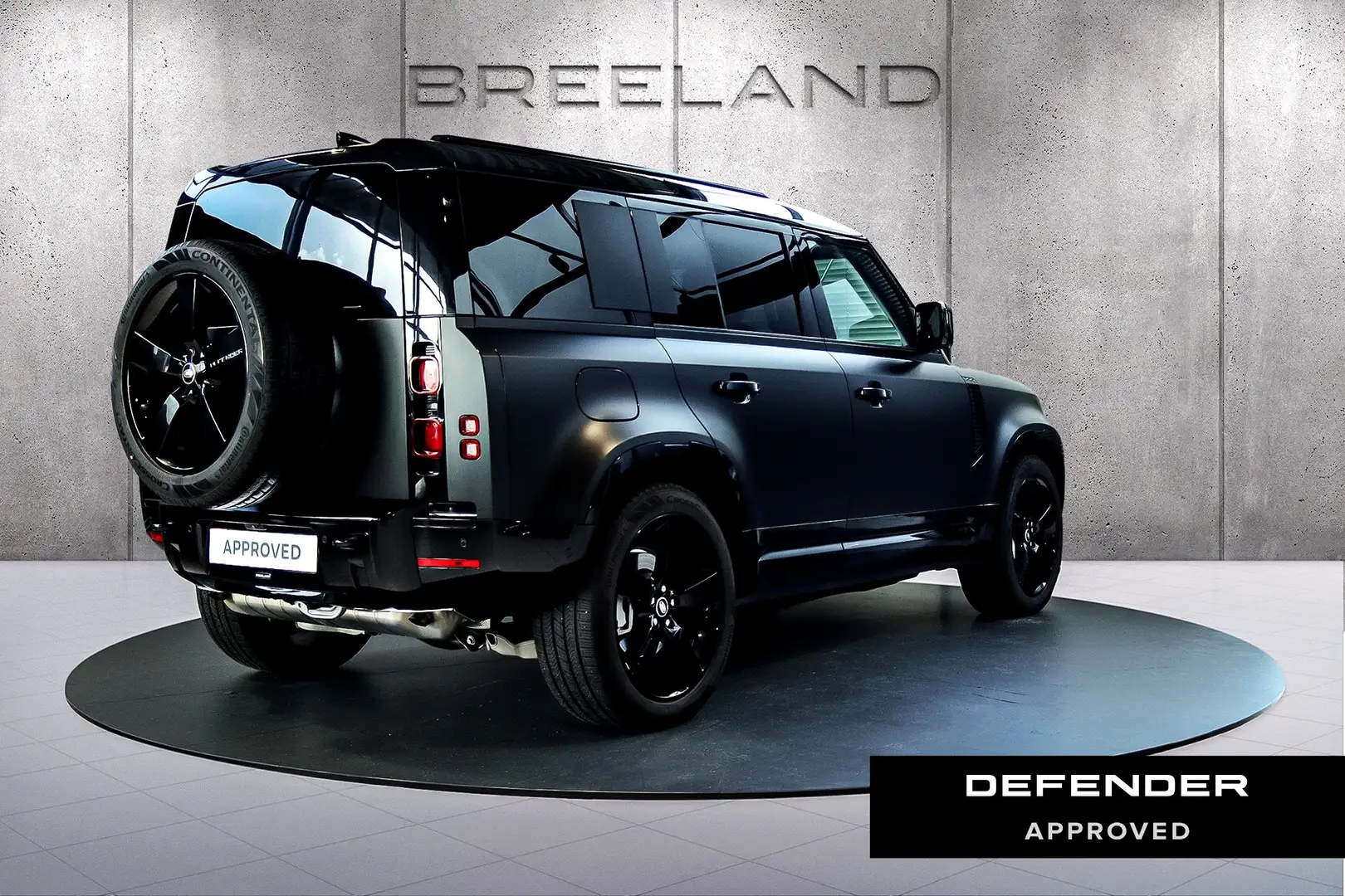 Land Rover Defender P300e 110 X-Dynamic HSE | Satin-PPF | 22" | Trekha Schwarz - 2