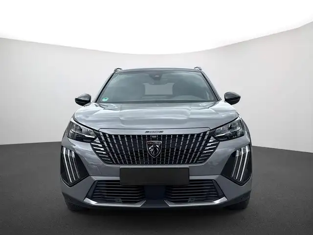 Peugeot 2008 view 3