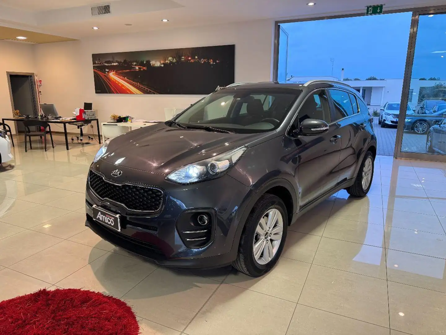 Kia Sportage 1.6 GDI 2WD Cool Benzina Šedá - 1