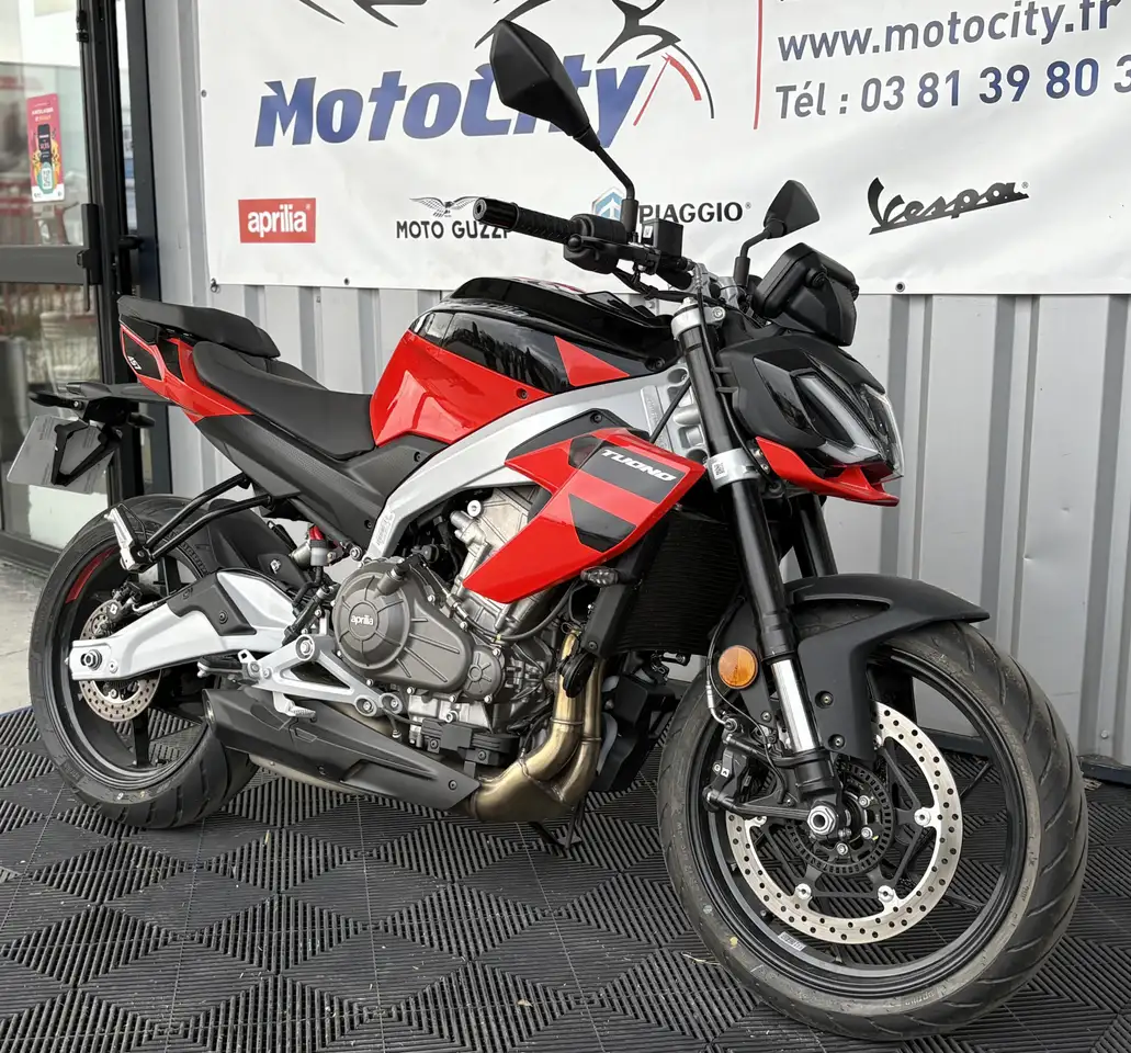 Aprilia Tuono