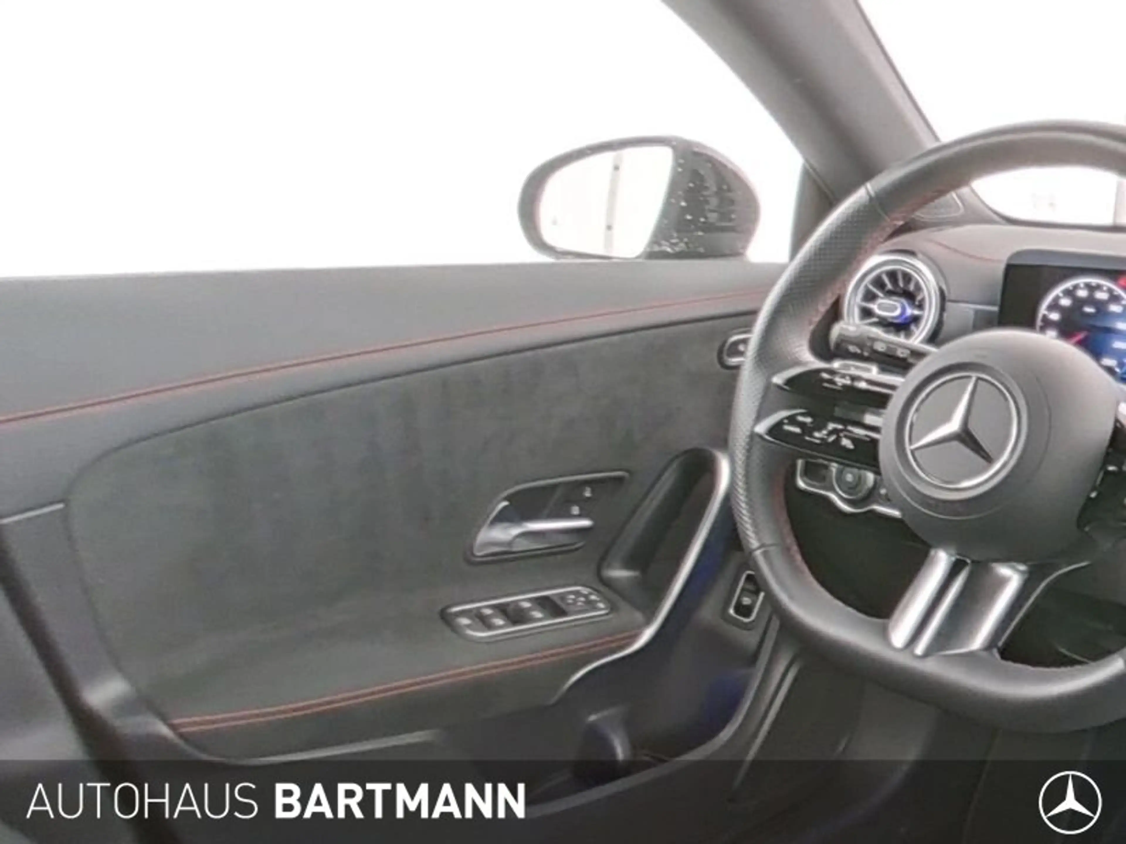 Mercedes-Benz CLA 200 CLA 200 AMG+AHK+TOTW+NIGHT +LED+MBUX+KAMERA+AMBI — photo 9