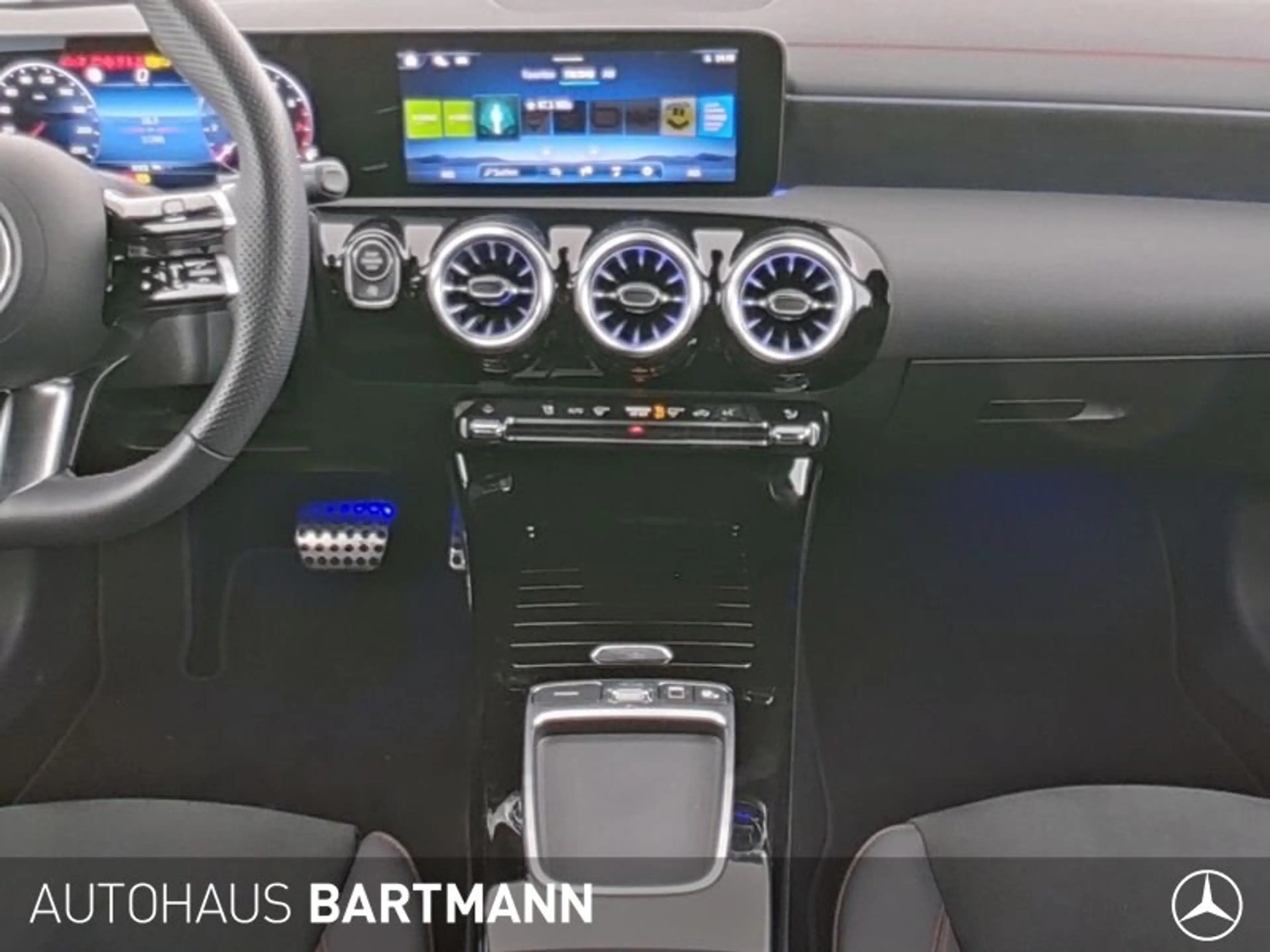 Mercedes-Benz CLA 200 CLA 200 AMG+AHK+TOTW+NIGHT +LED+MBUX+KAMERA+AMBI — photo 8