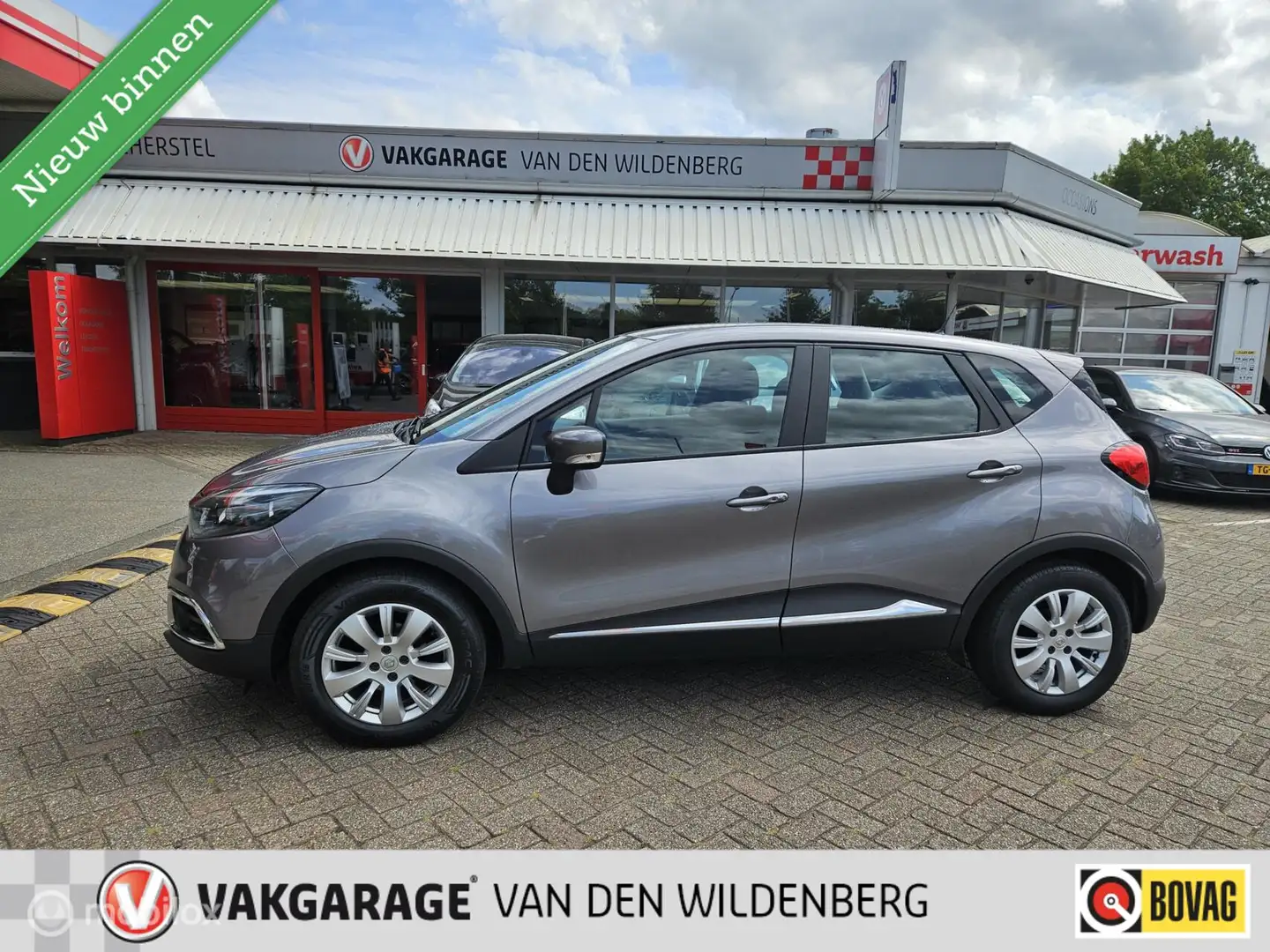 Renault Captur 0.9 TCe Expression Grau - 1