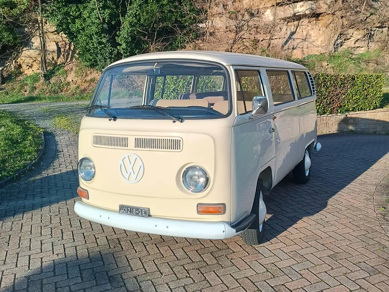 Volkswagen T2 bus 9 posti, foto 8
